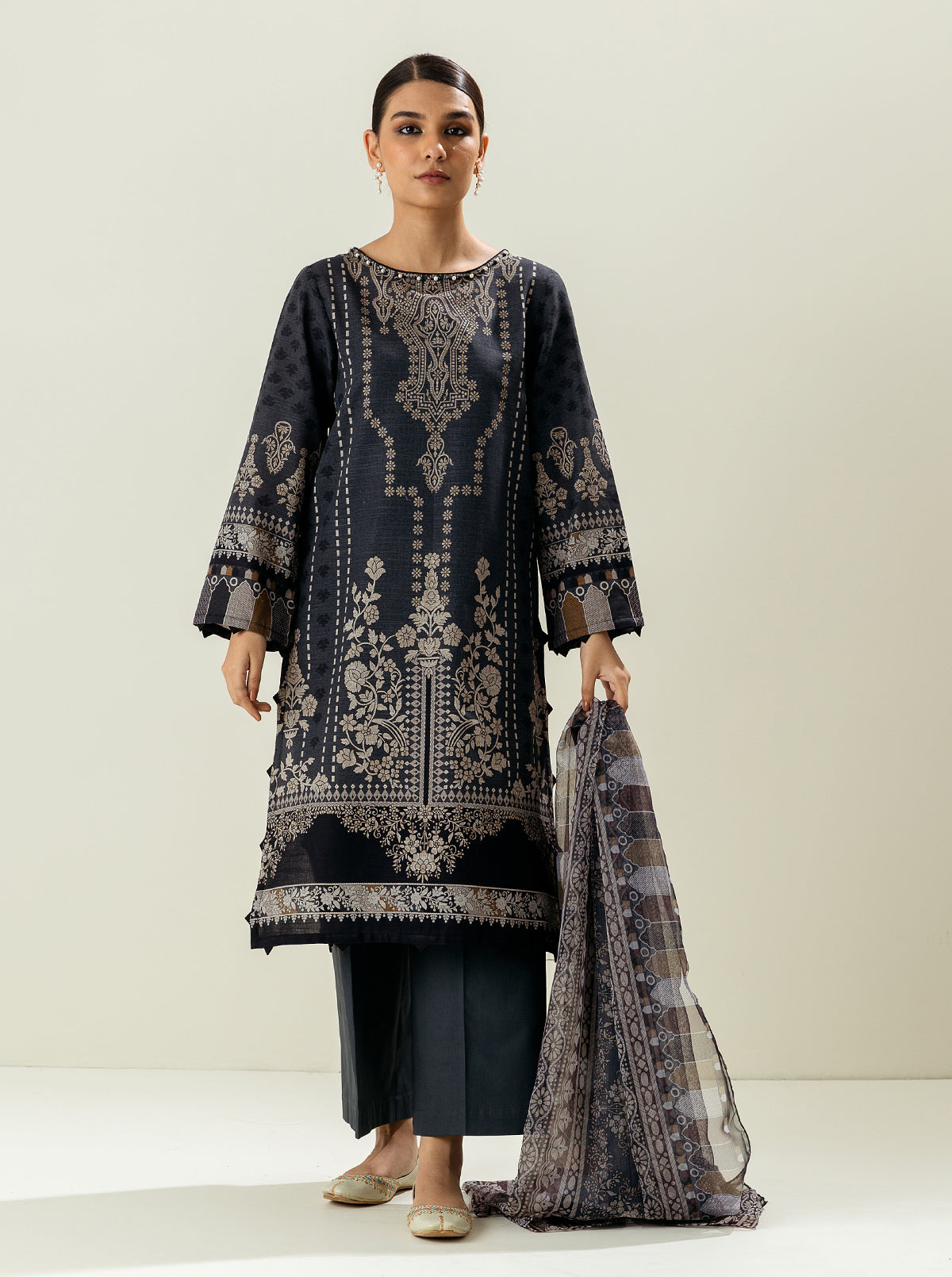 3 Piece - Printed Khaddar Suit - Keystone Gray