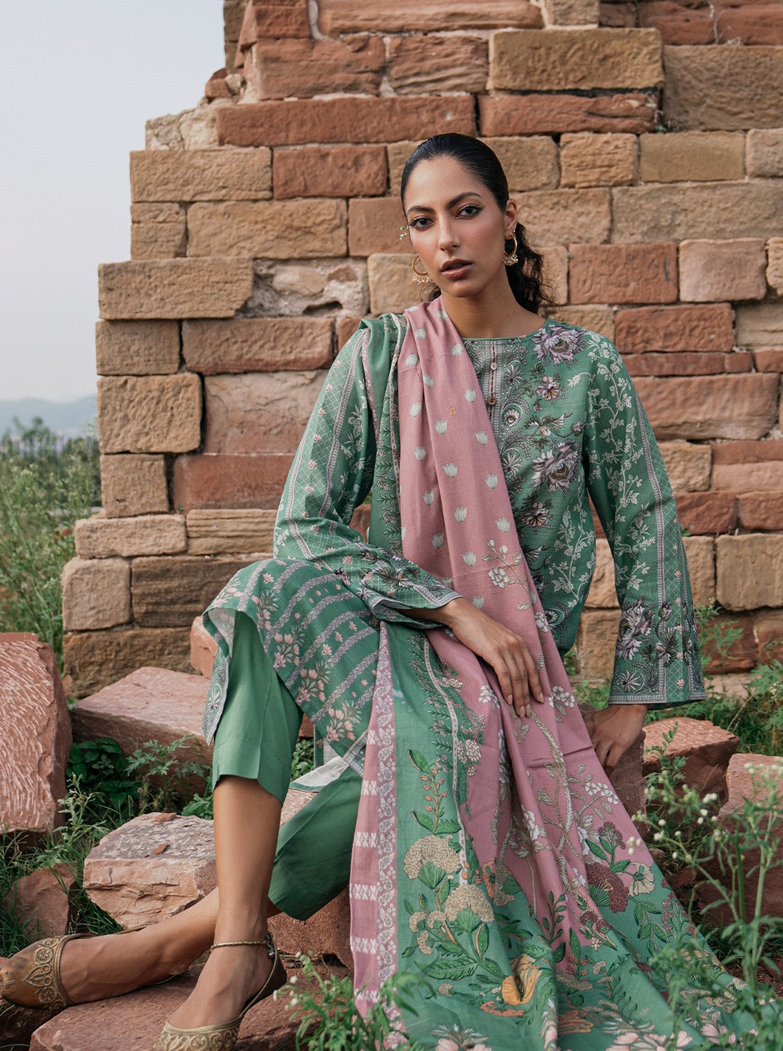 3 Piece - Printed Khaddar Suit - Serene Promise