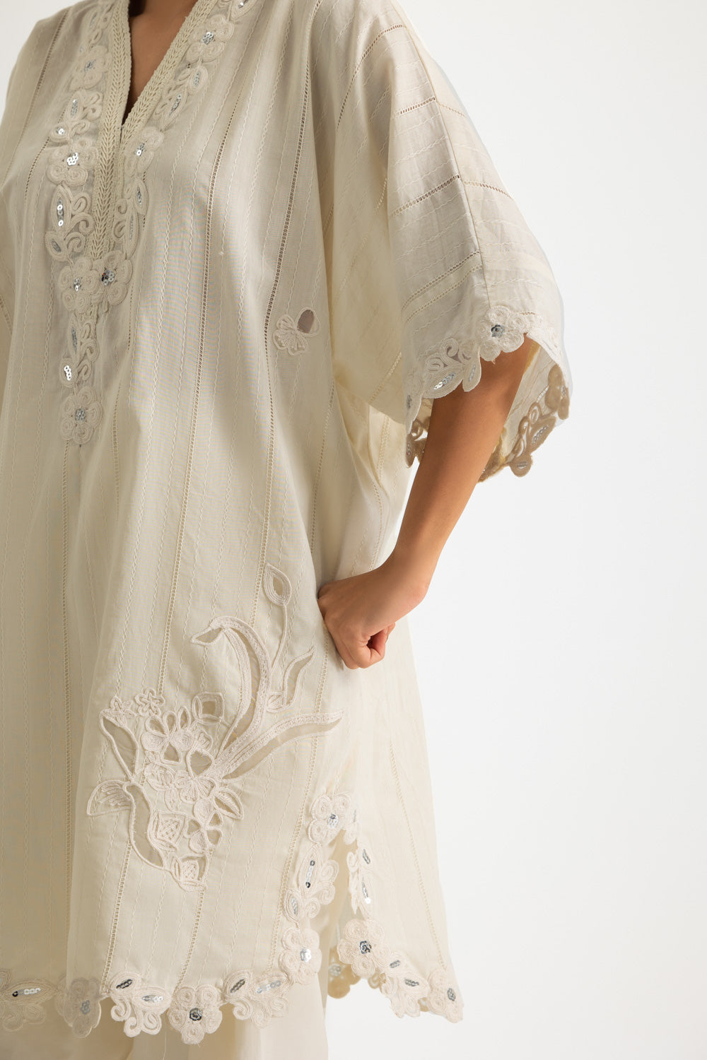 Leno kara Embroidered Shirt And Dyed Trouser