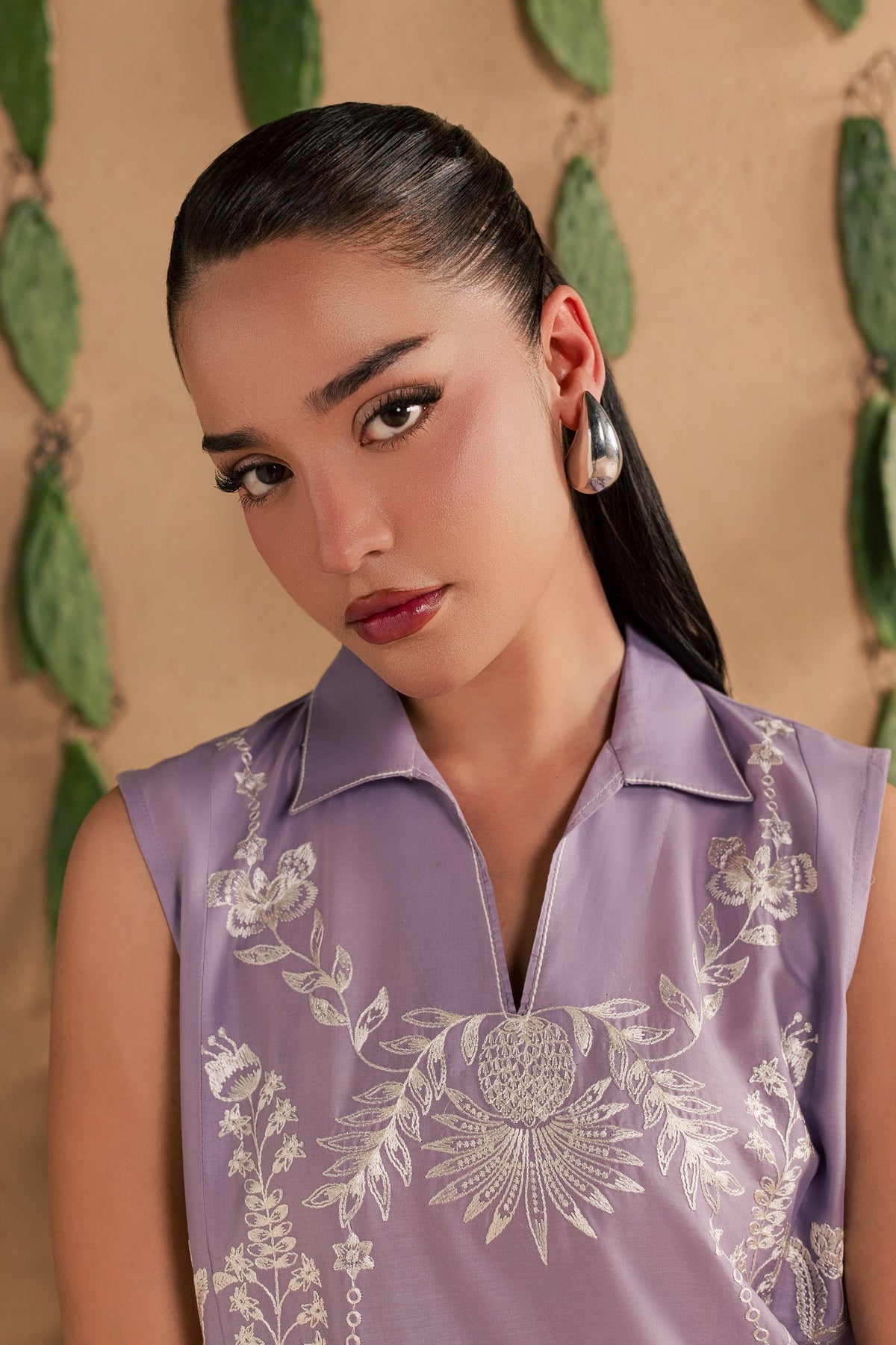 Lilac Kyros 2Pc - Luxury Embroidered Lawn