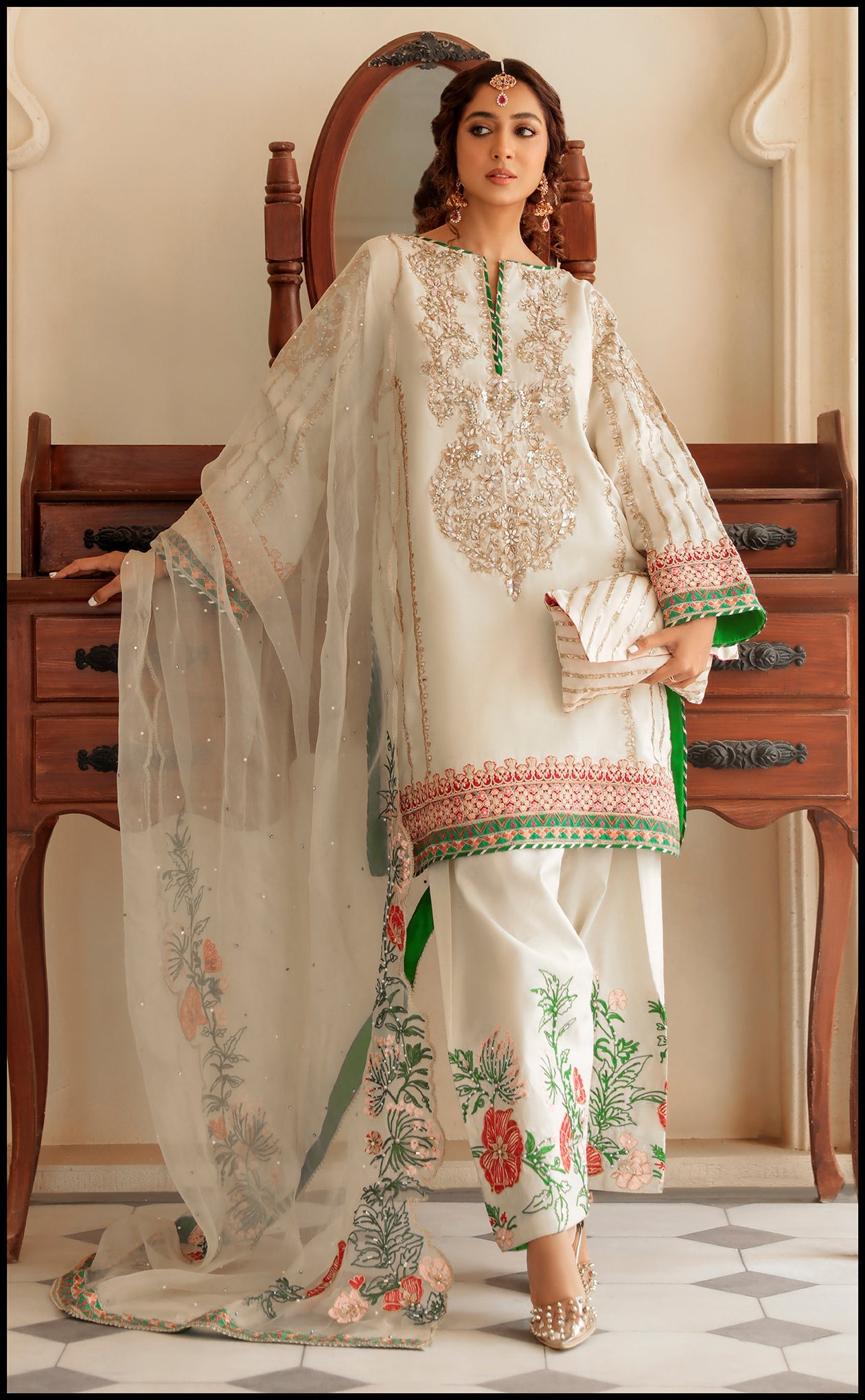 https://cdn.shopify.com/s/files/1/0560/5431/7229/products/Link2.jpg?v=1664520691