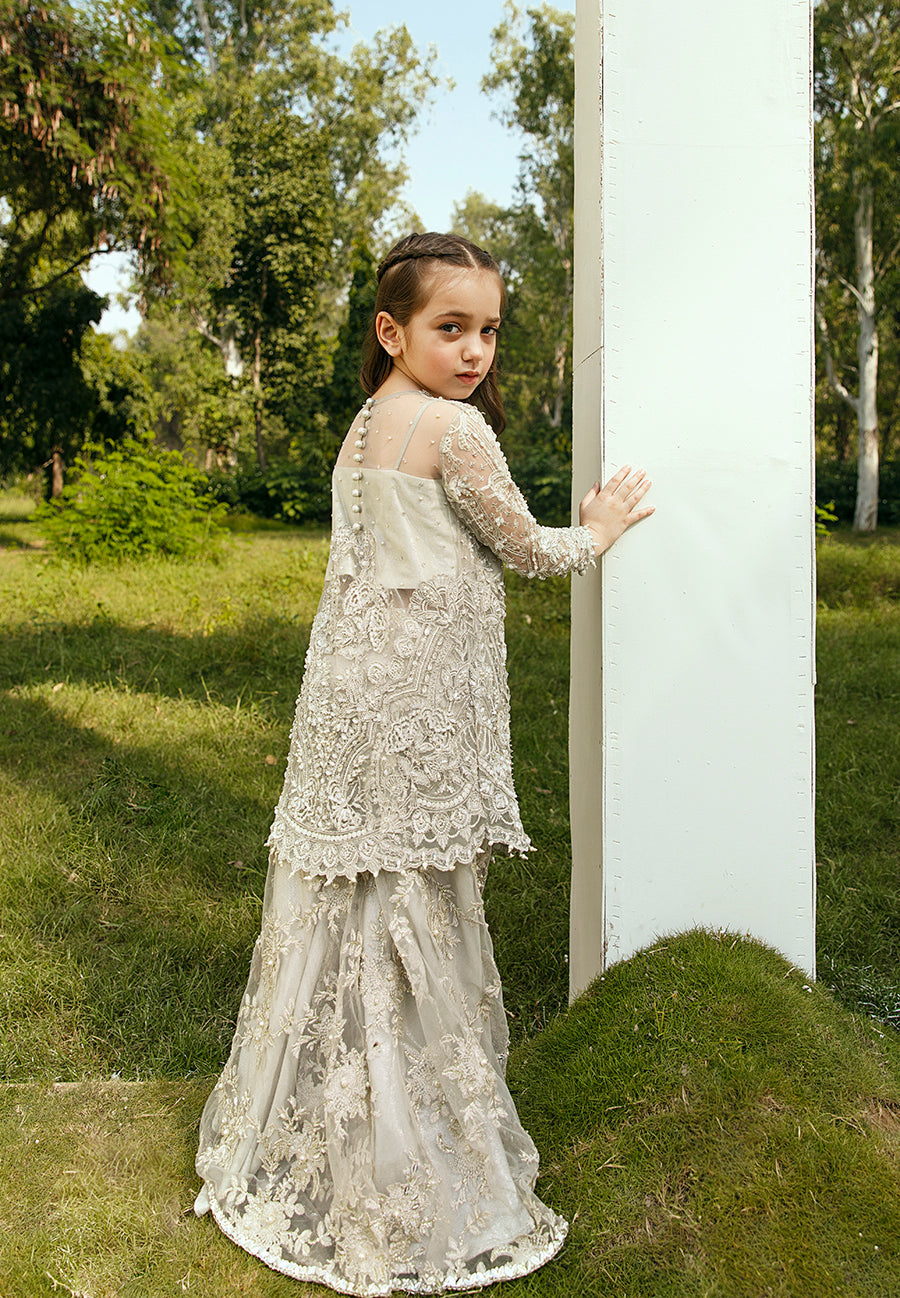 Little Arzoo