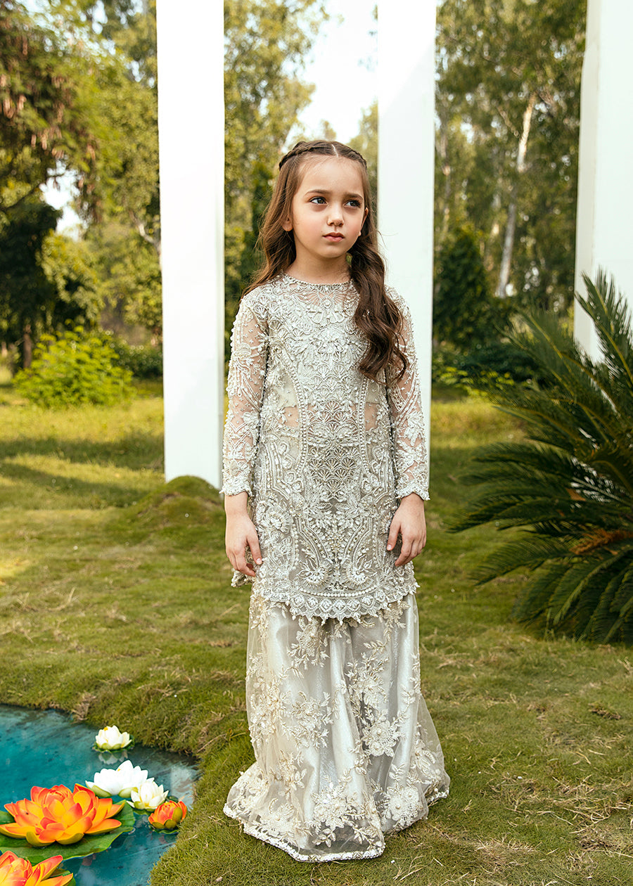 Little Arzoo