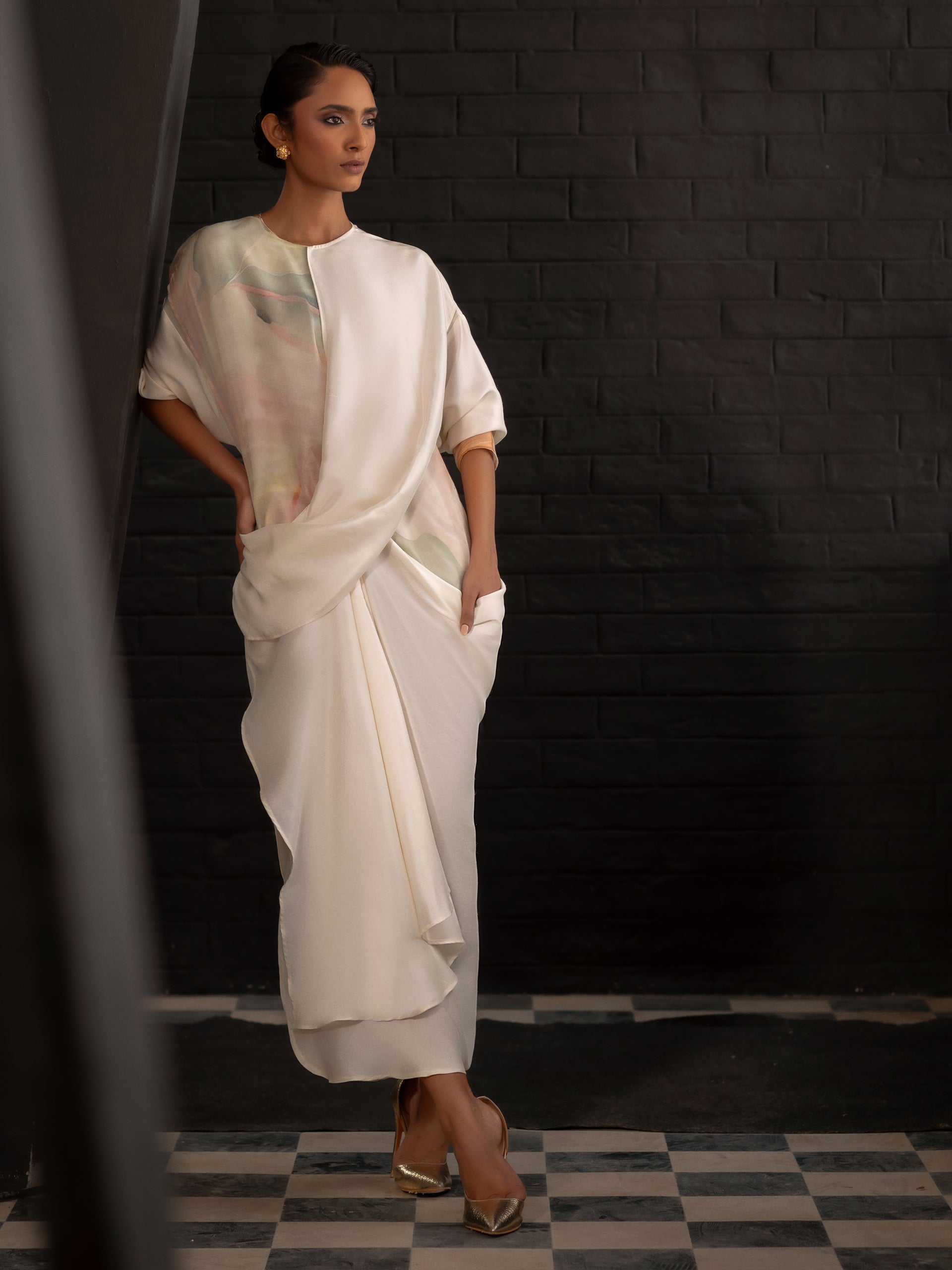 https://cdn.shopify.com/s/files/1/0768/4872/6205/files/Luca-Ivory-2.jpg?v=1777665982
