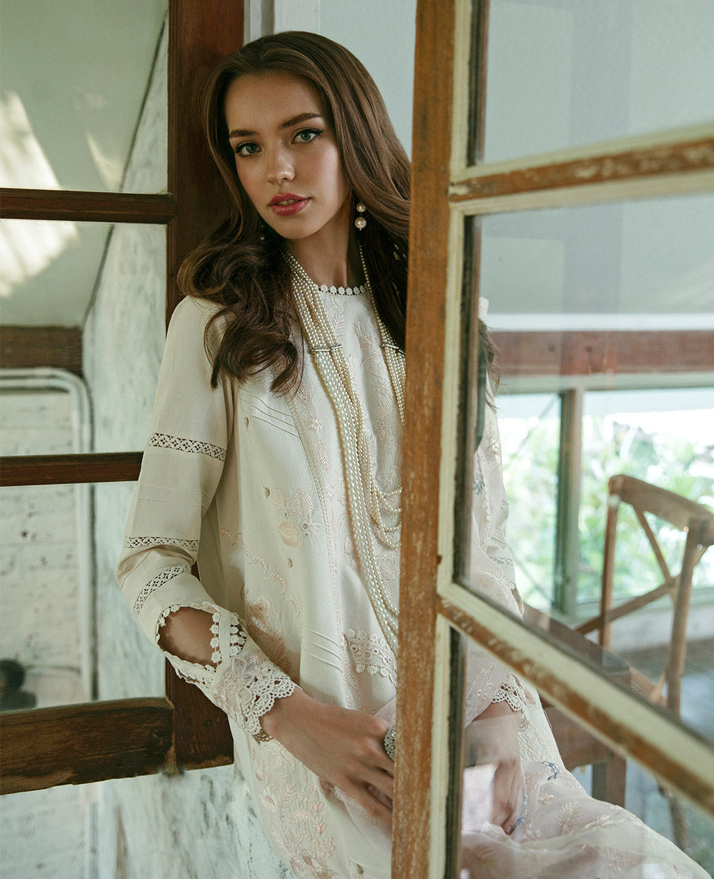 Republic Womenswear