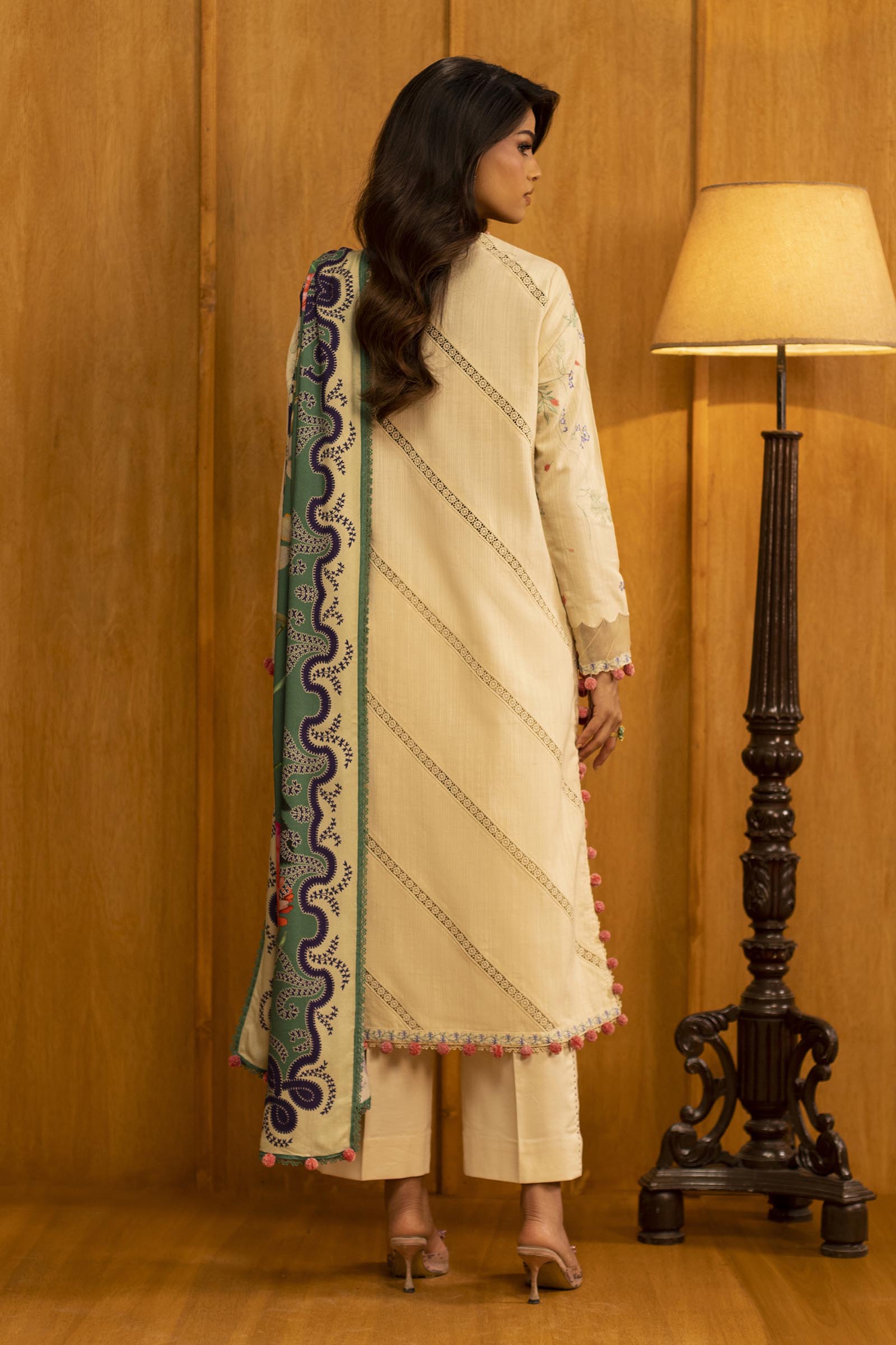 Unstitched Slub Muzlin 3 Piece Suit