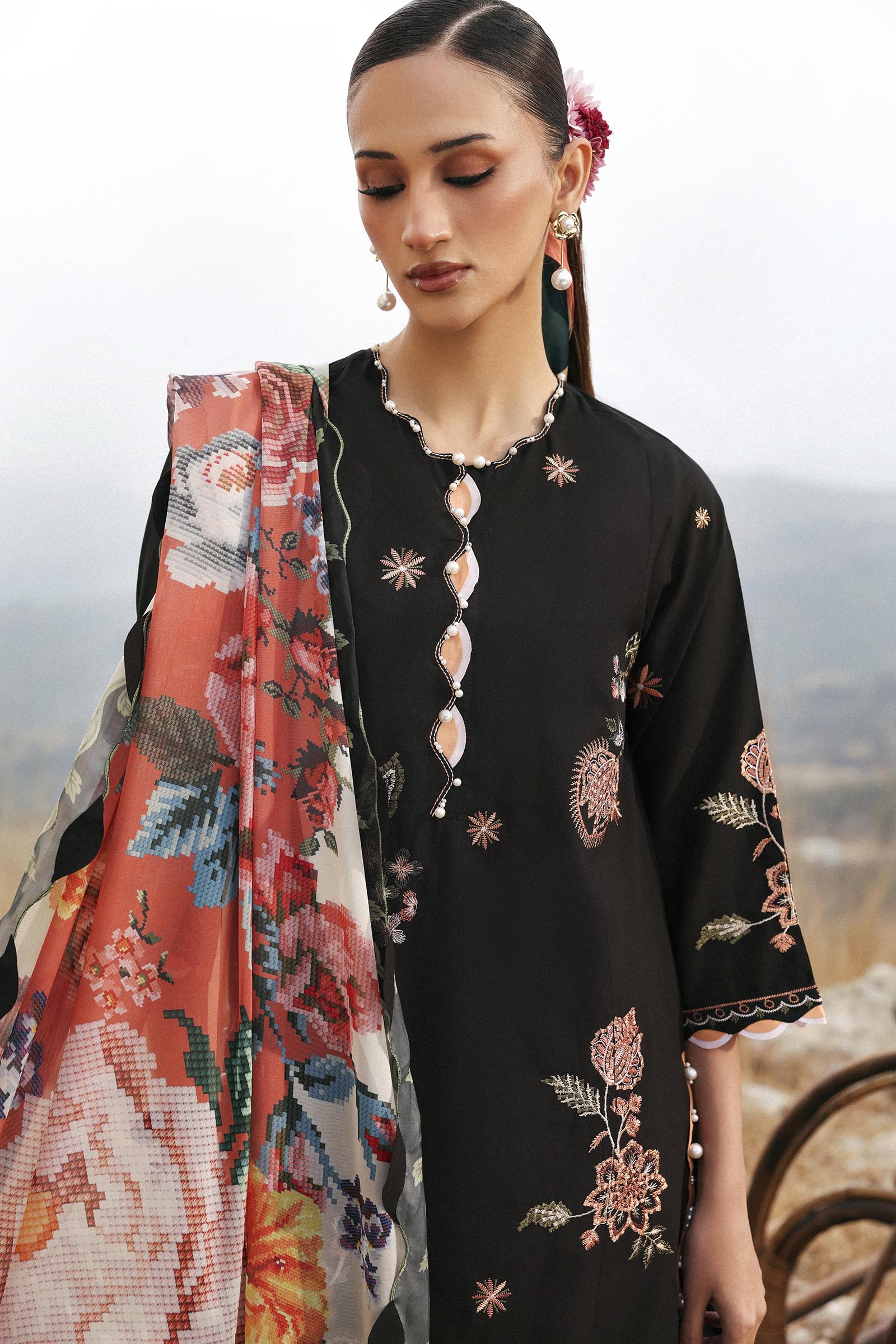 Unstitched Muzlin Lawn 3 Piece Suit