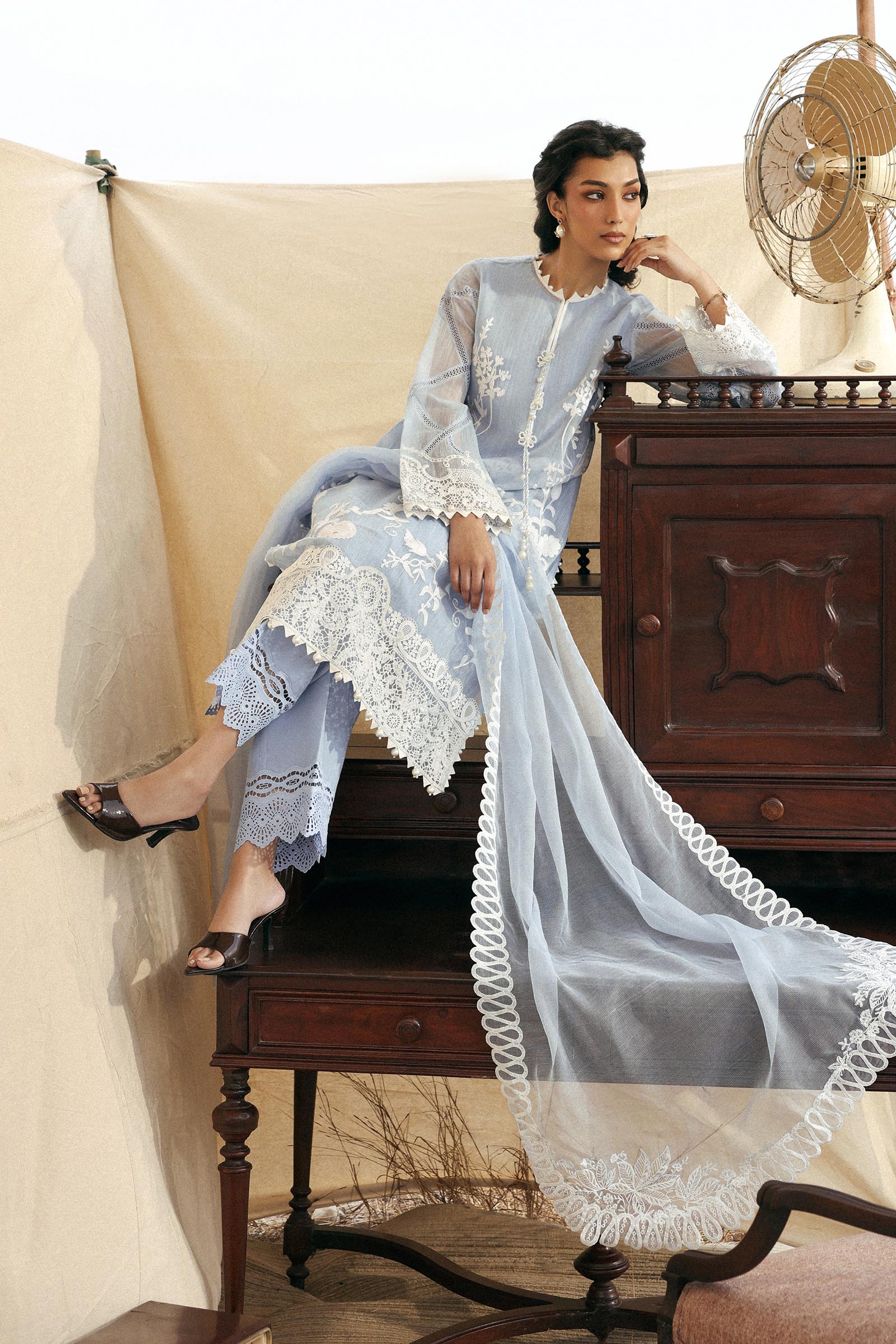 Unstitched Muzlin Woven 3 Piece Suit