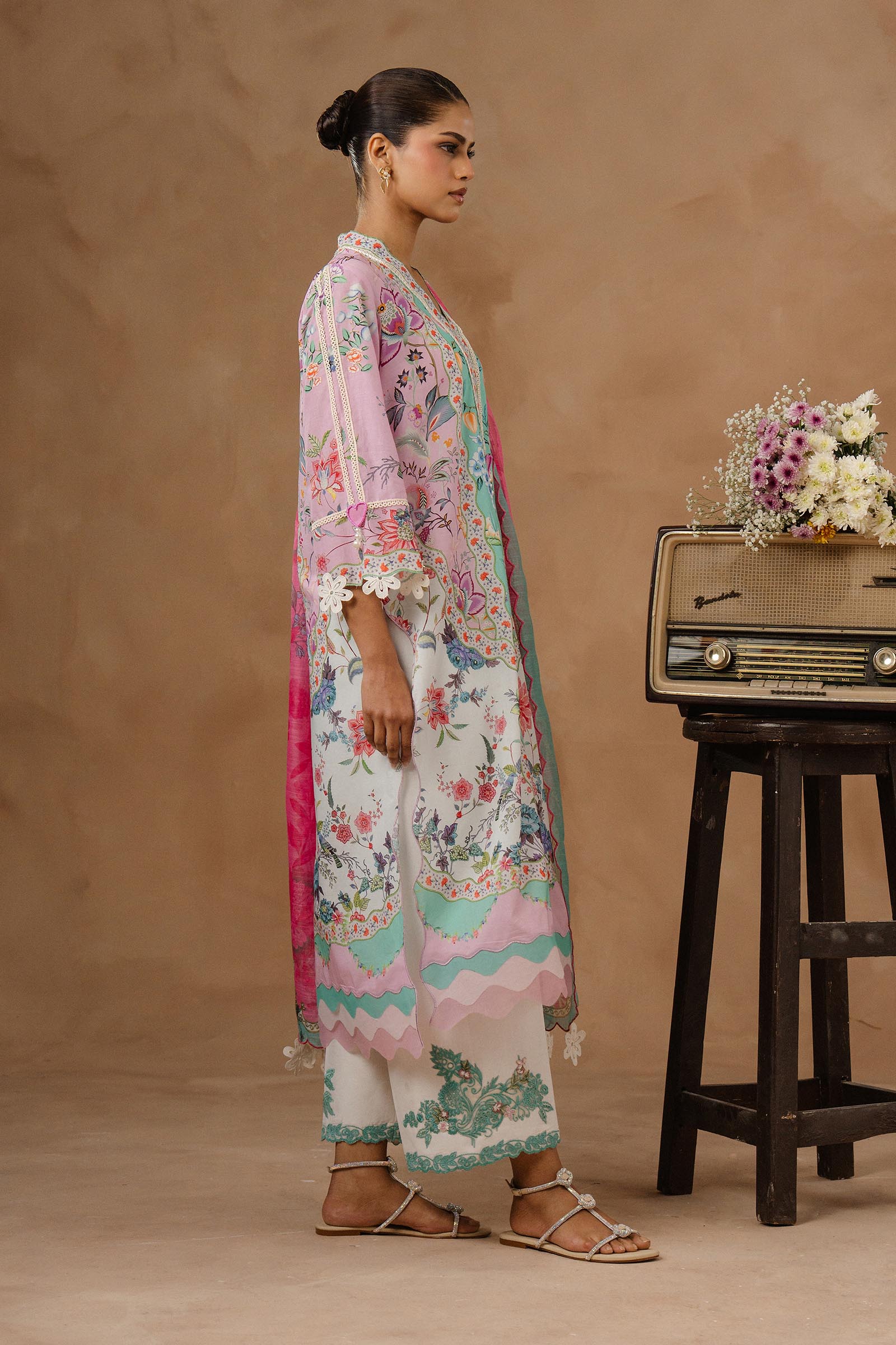 Unstitched Muzlin Lawn 3 Piece Suit