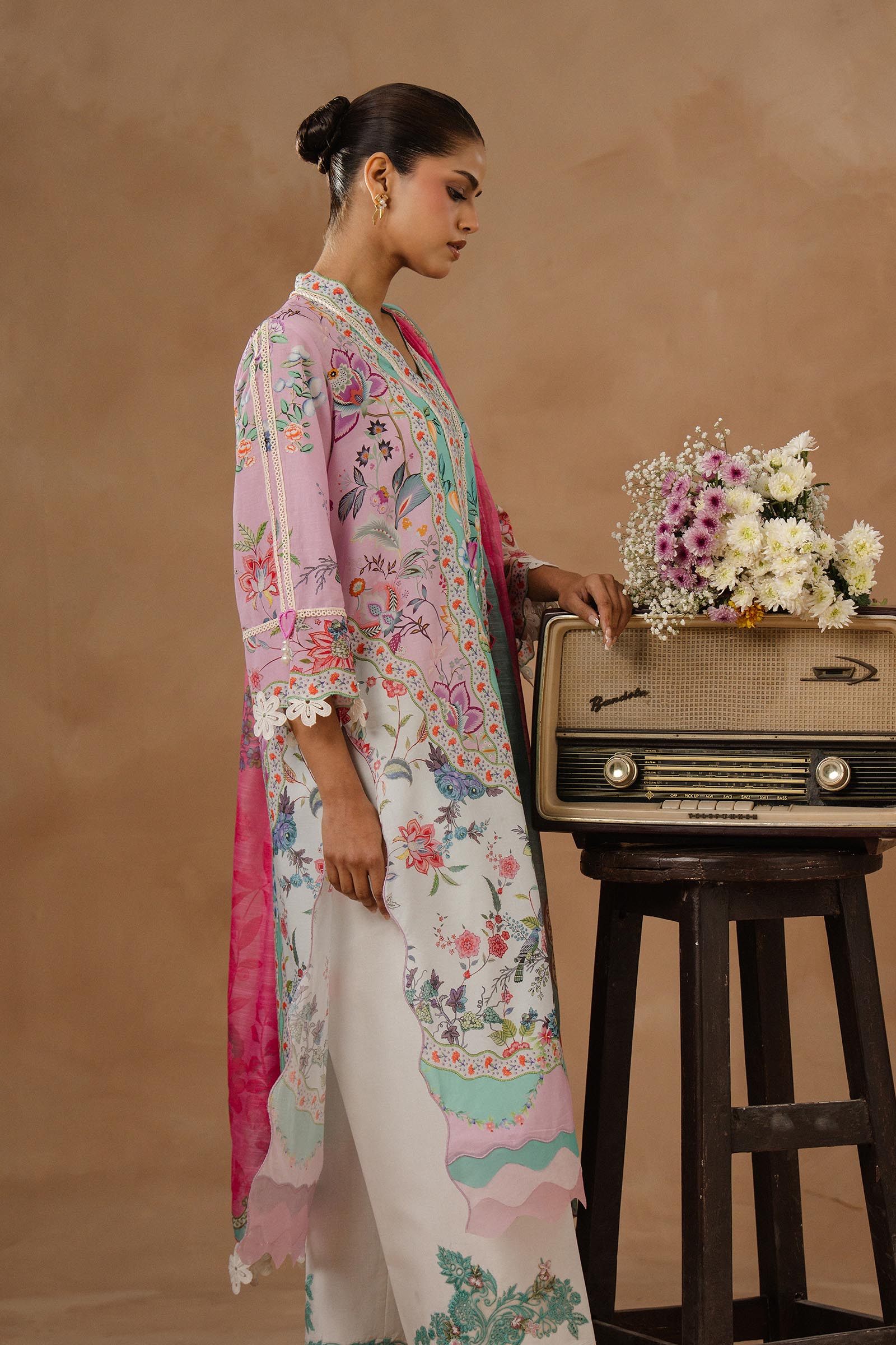 Unstitched Muzlin Lawn 3 Piece Suit
