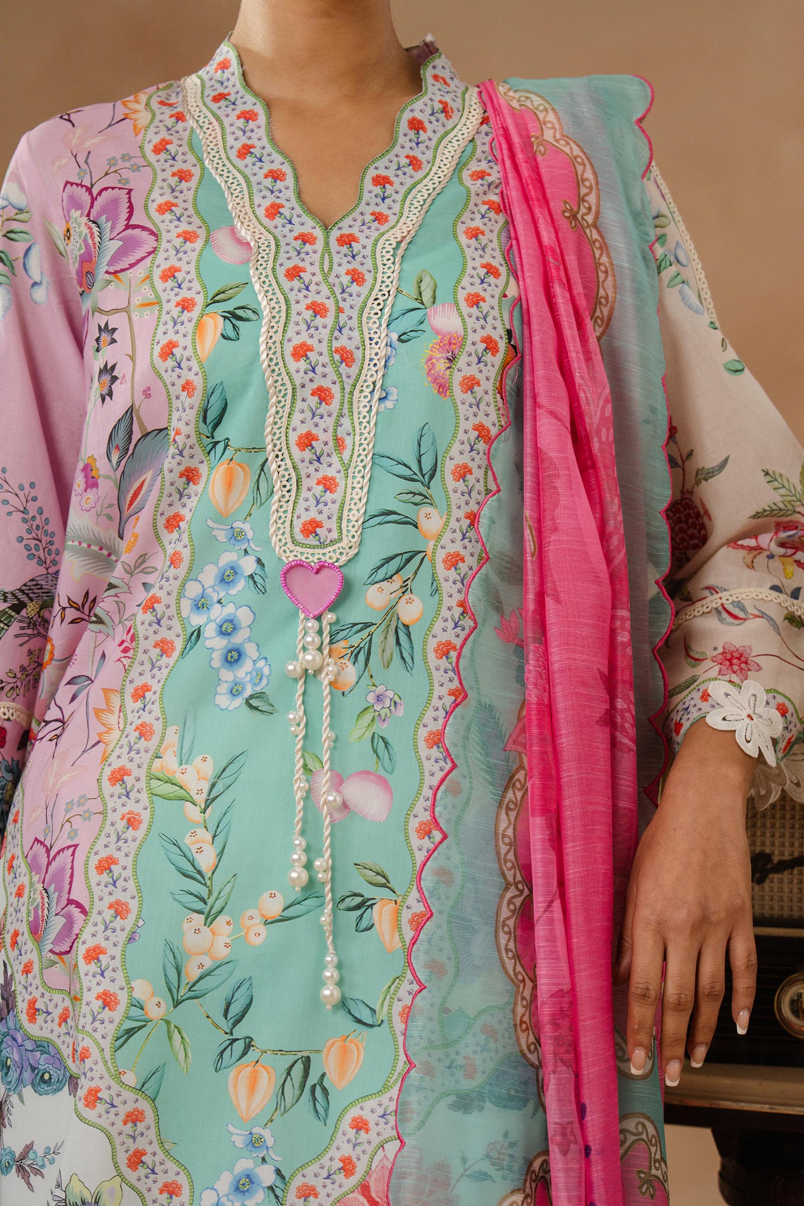 Unstitched Muzlin Lawn 3 Piece Suit