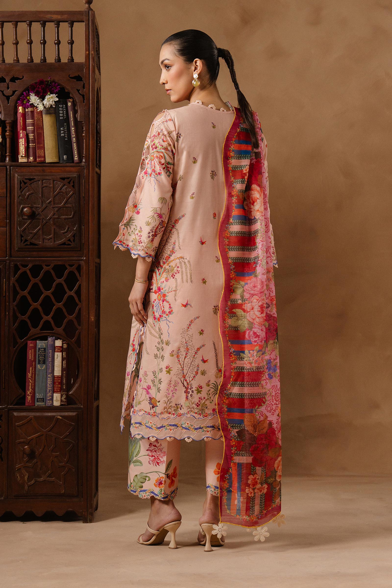 Unstitched Muzlin Lawn 3 Piece Suit
