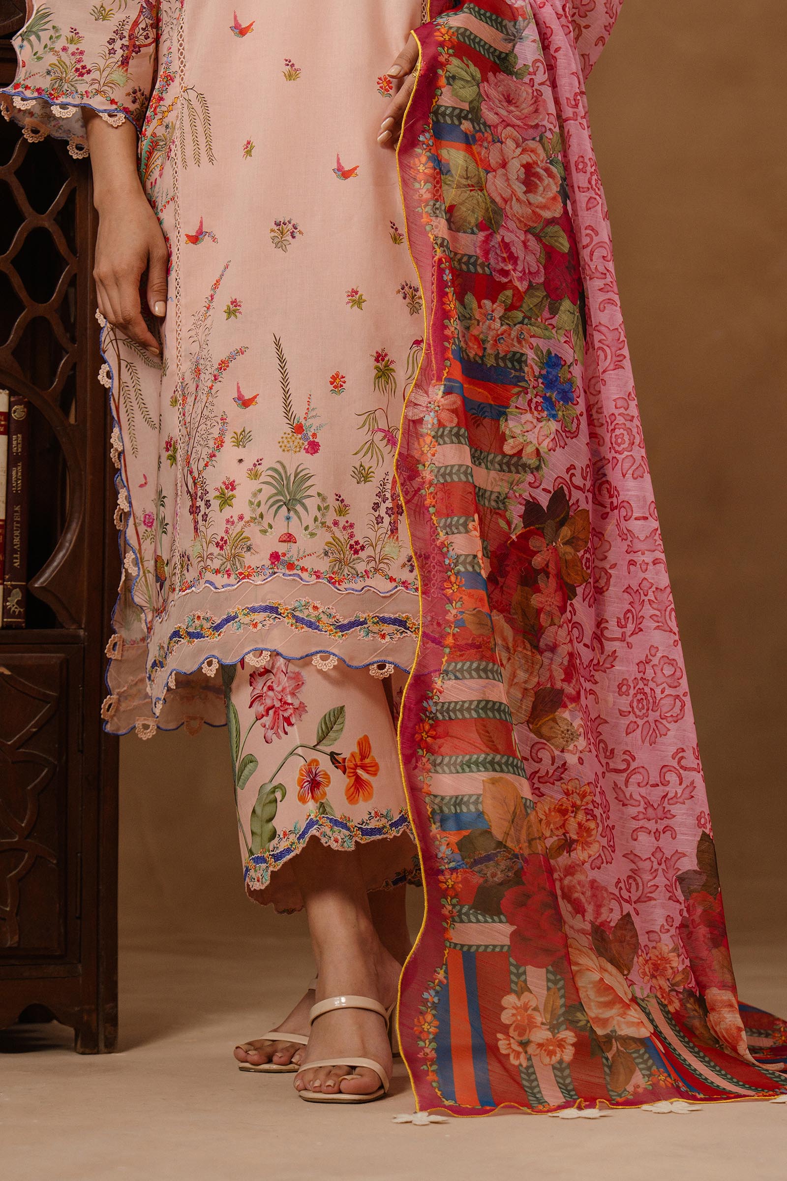 Unstitched Muzlin Lawn 3 Piece Suit
