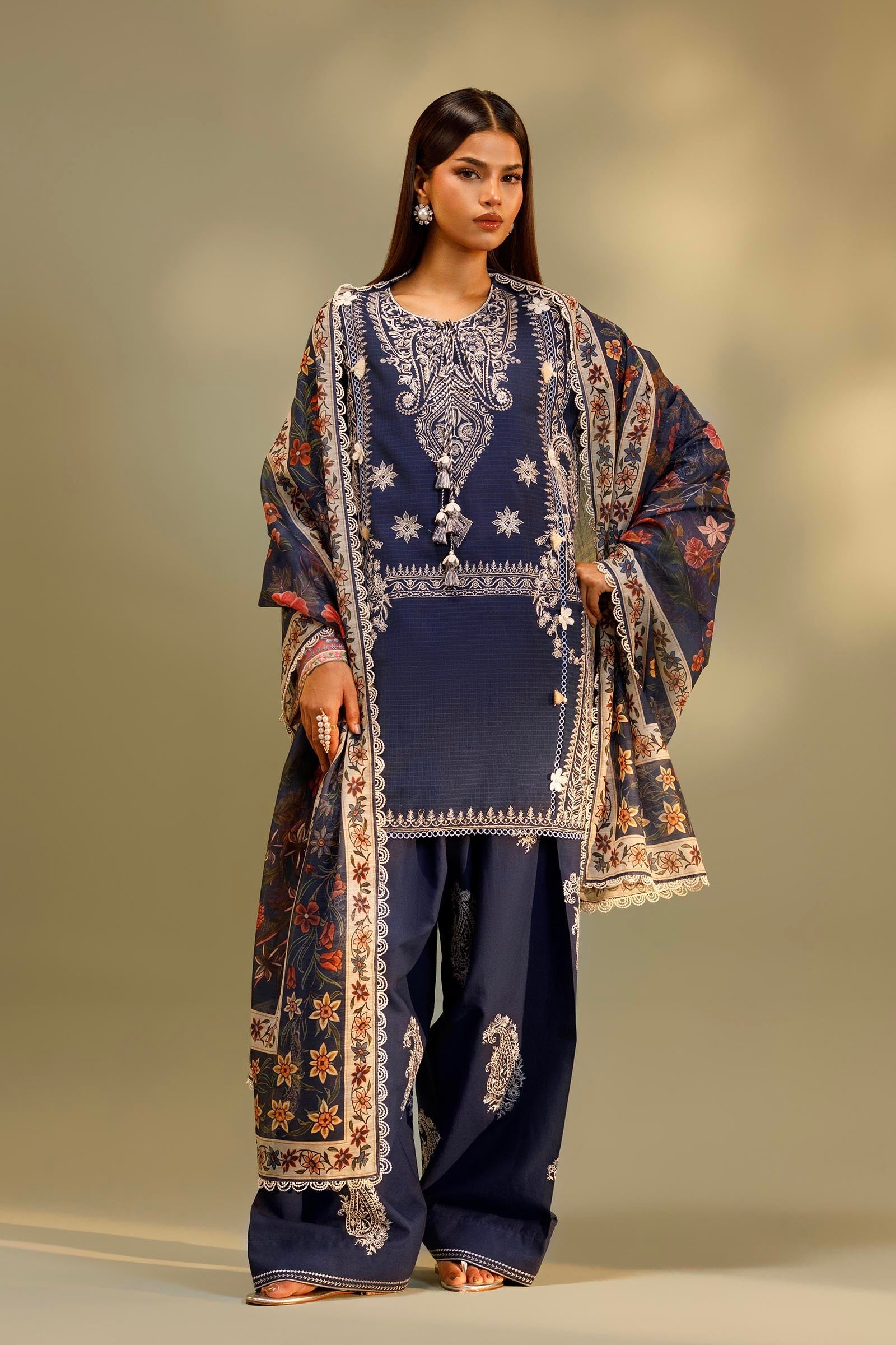 Unstitched Embroidered 3 Piece Muzlin Suit