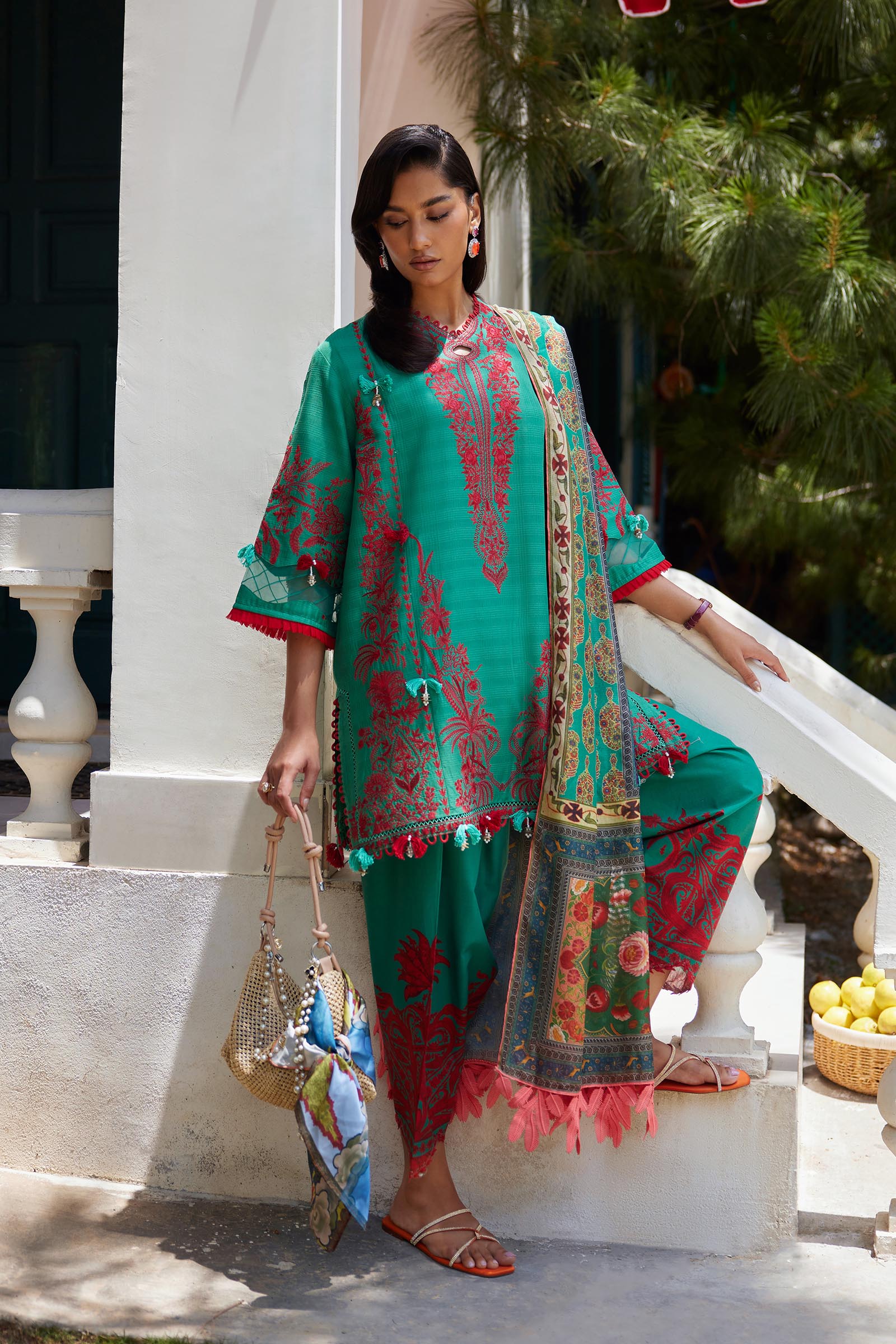 Unstitched Embroidered 3 Piece Muzlin Suit