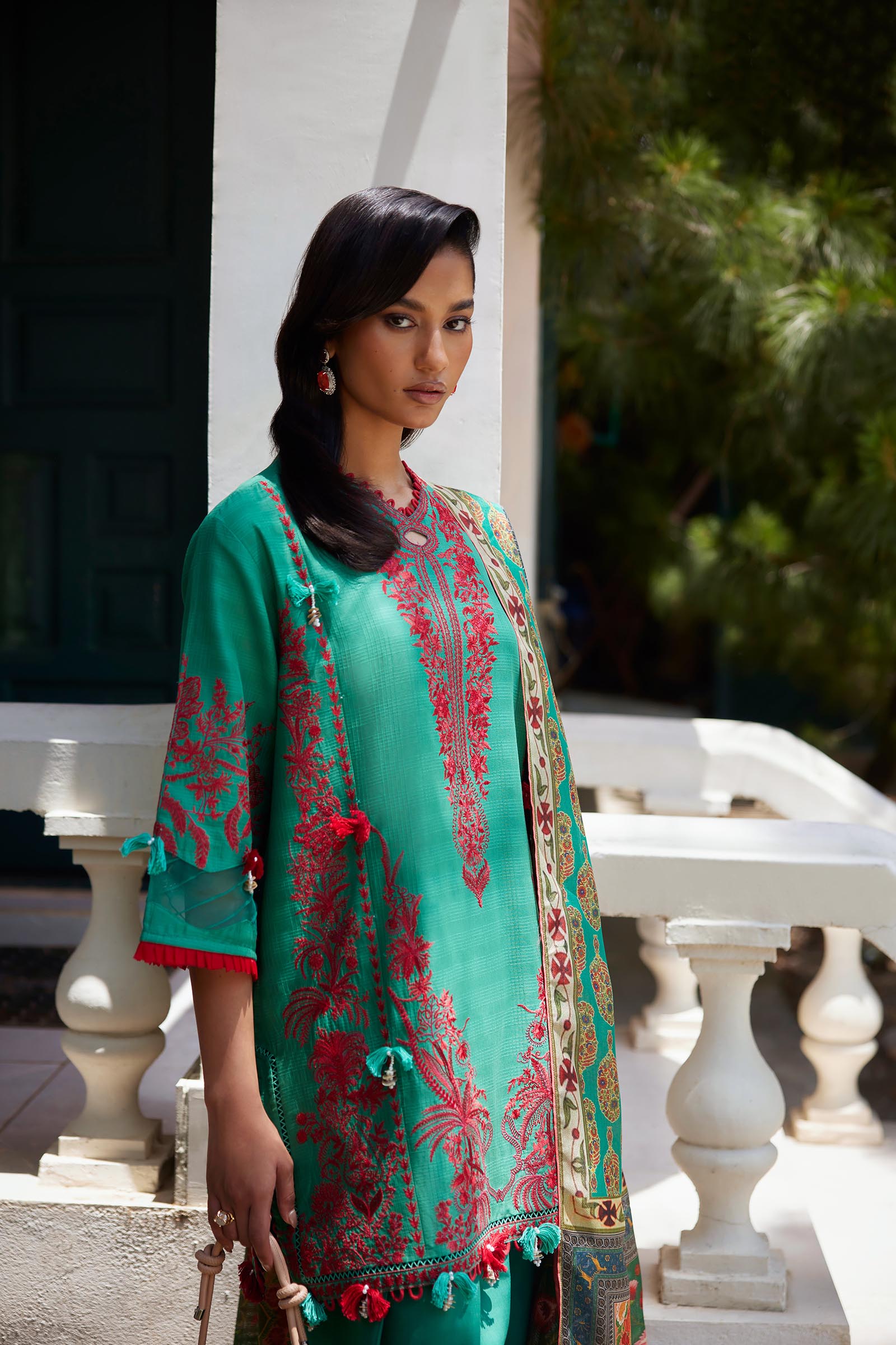 Unstitched Embroidered 3 Piece Muzlin Suit
