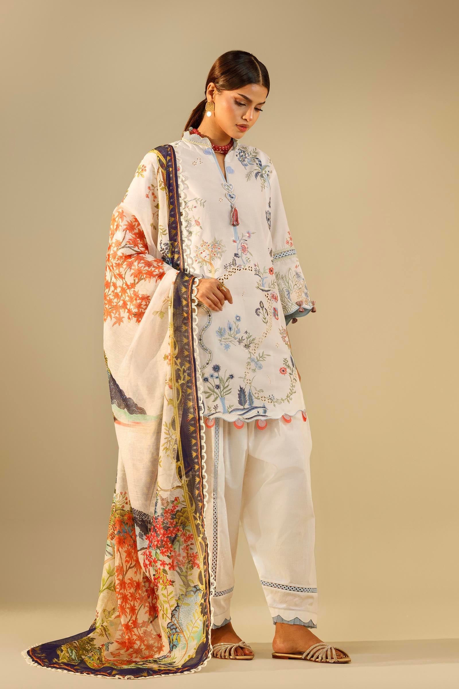 Unstitched Embroidered 3 Piece Muzlin Suit
