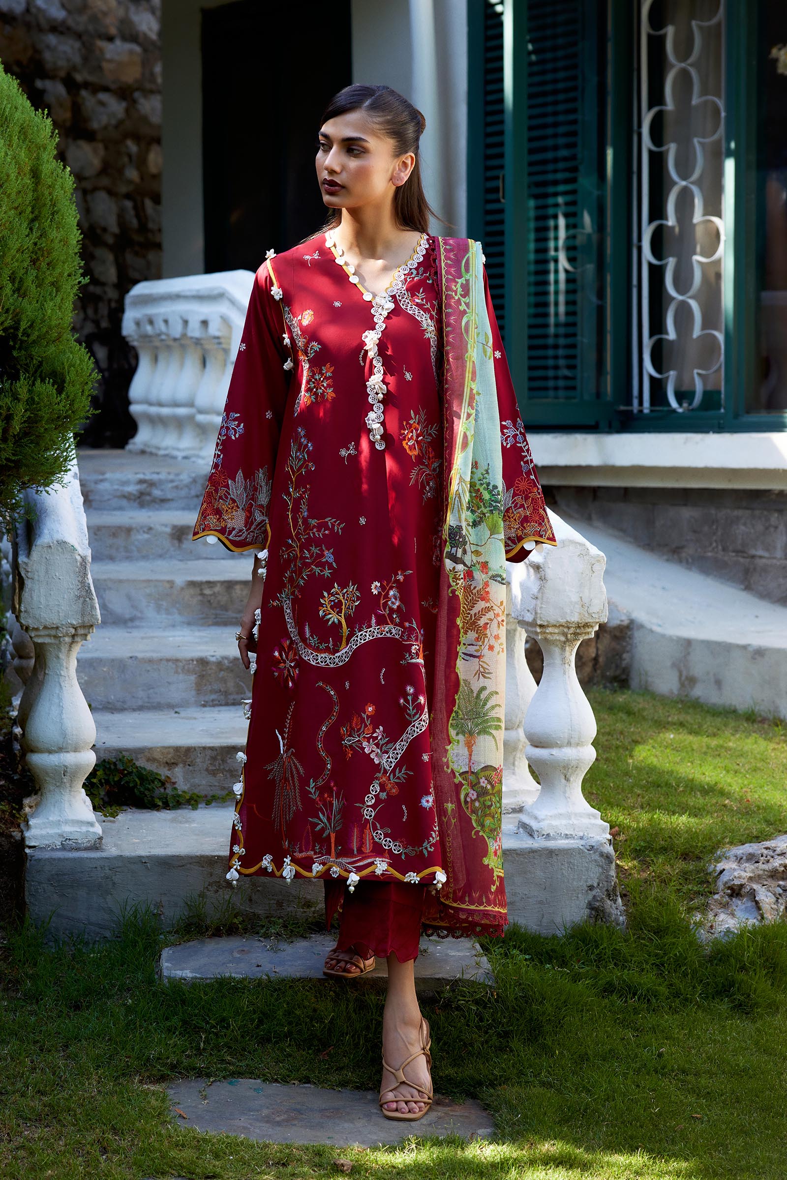 Unstitched Embroidered 3 Piece Muzlin Suit