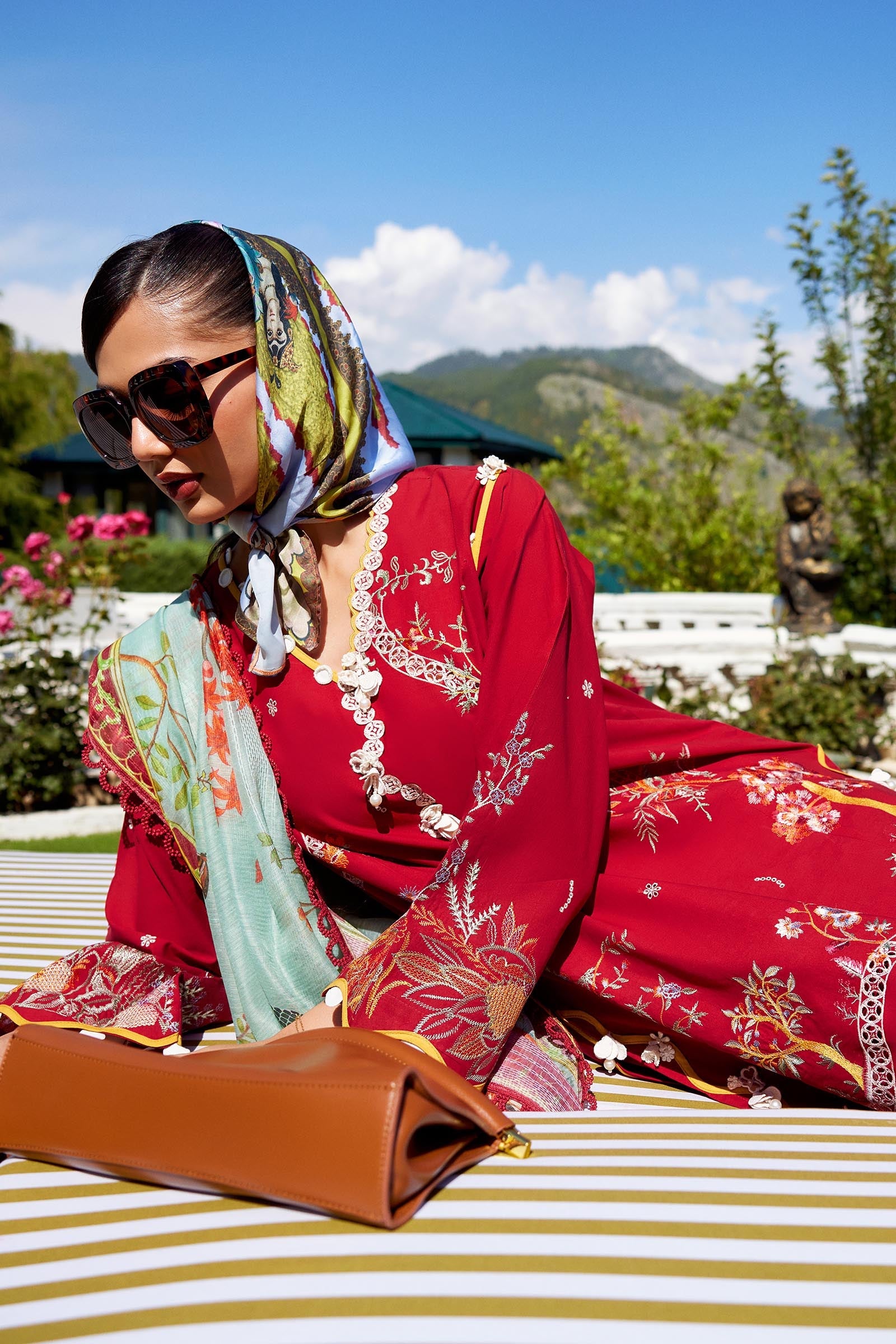Unstitched Embroidered 3 Piece Muzlin Suit
