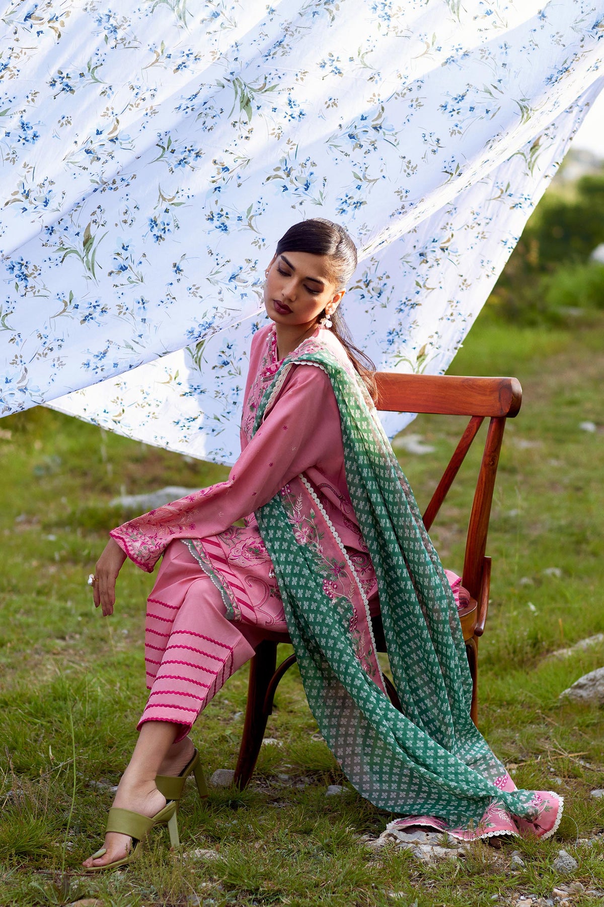 Unstitched Embroidered 3 Piece Muzlin Suit