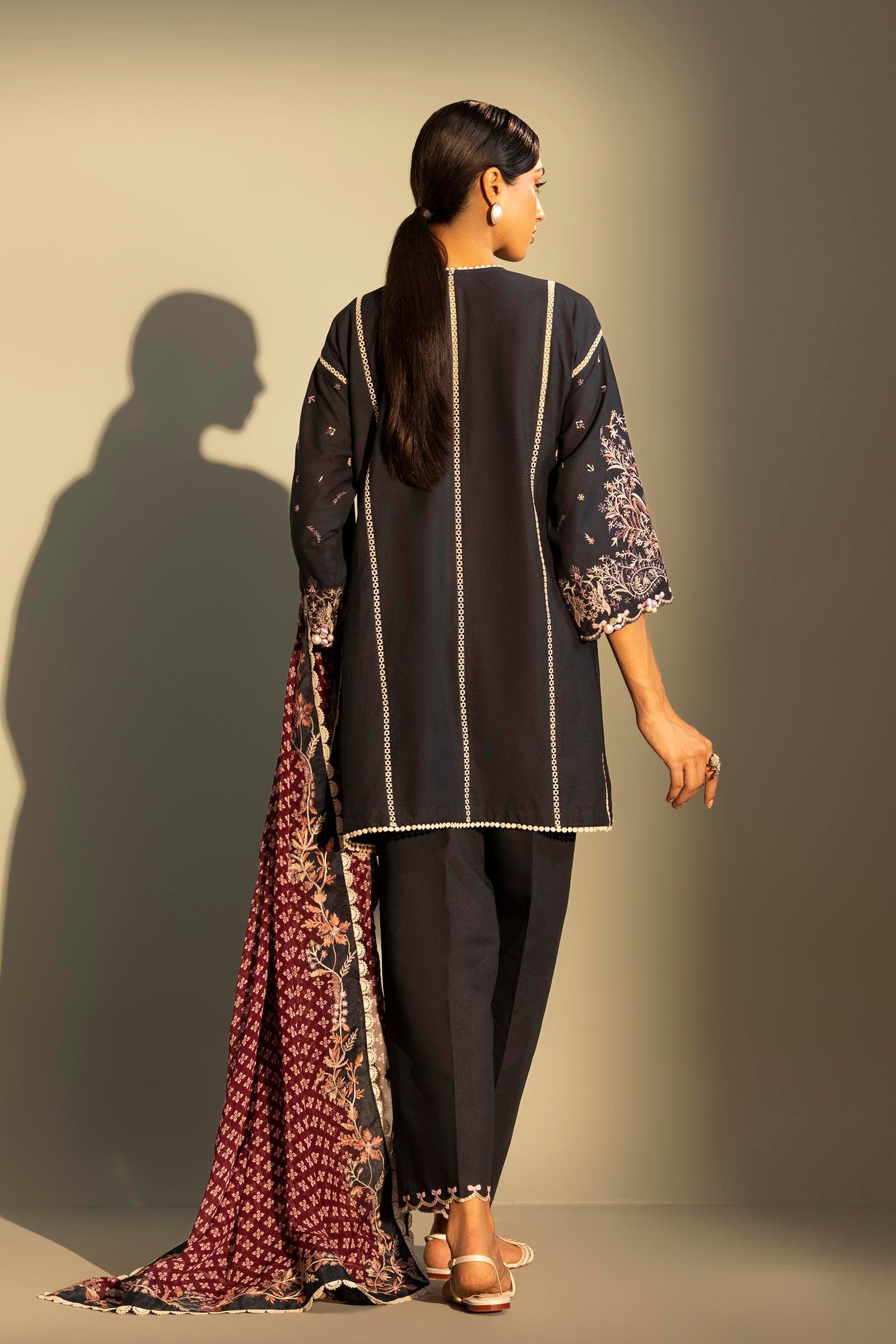 Unstitched Embroidered 3 Piece Muzlin Suit