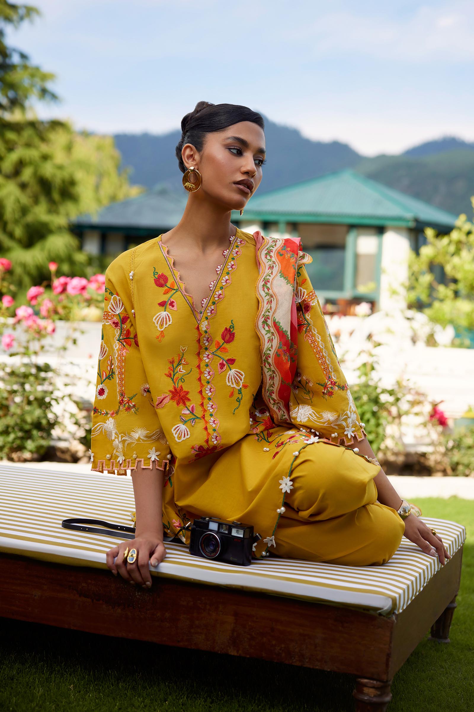 Unstitched Embroidered 3 Piece Muzlin Suit