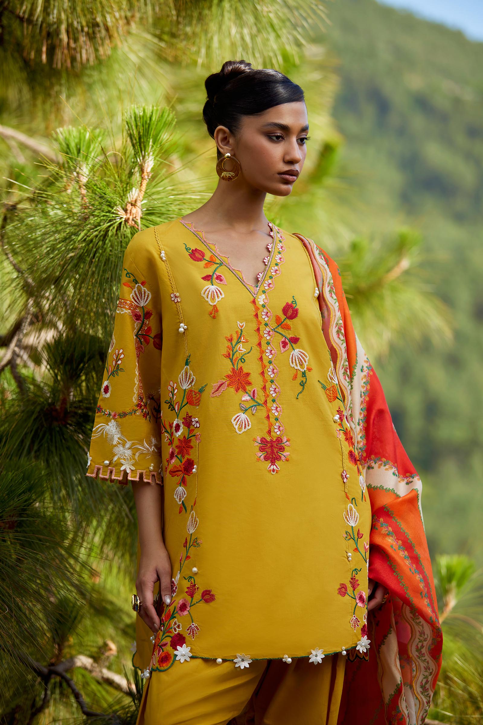 Unstitched Embroidered 3 Piece Muzlin Suit