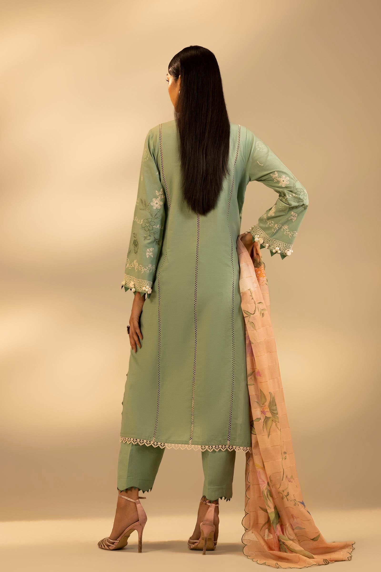 Unstitched Embroidered 3 Piece Muzlin Suit
