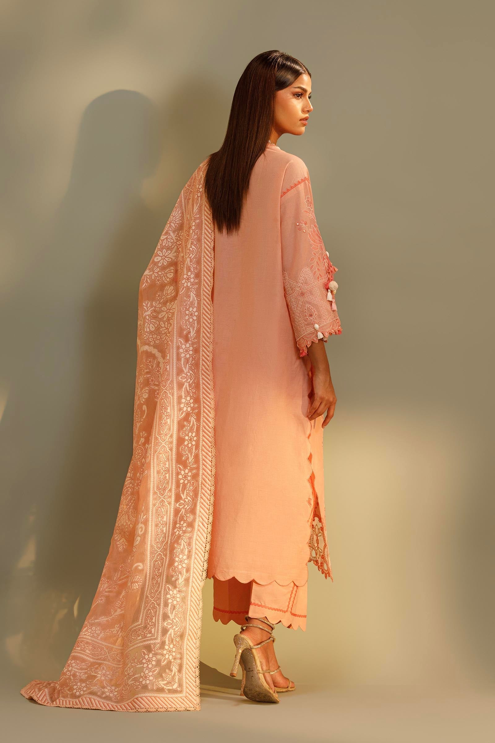 Unstitched Embroidered 3 Piece Muzlin Suit