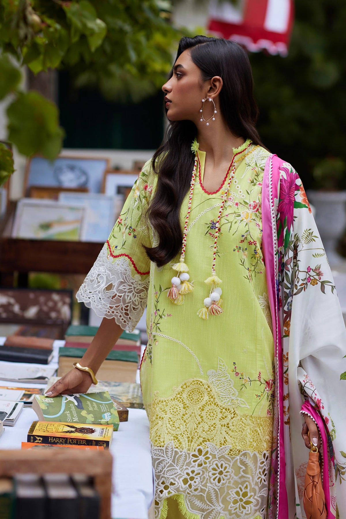 Unstitched Embroidered 3 Piece Muzlin Suit