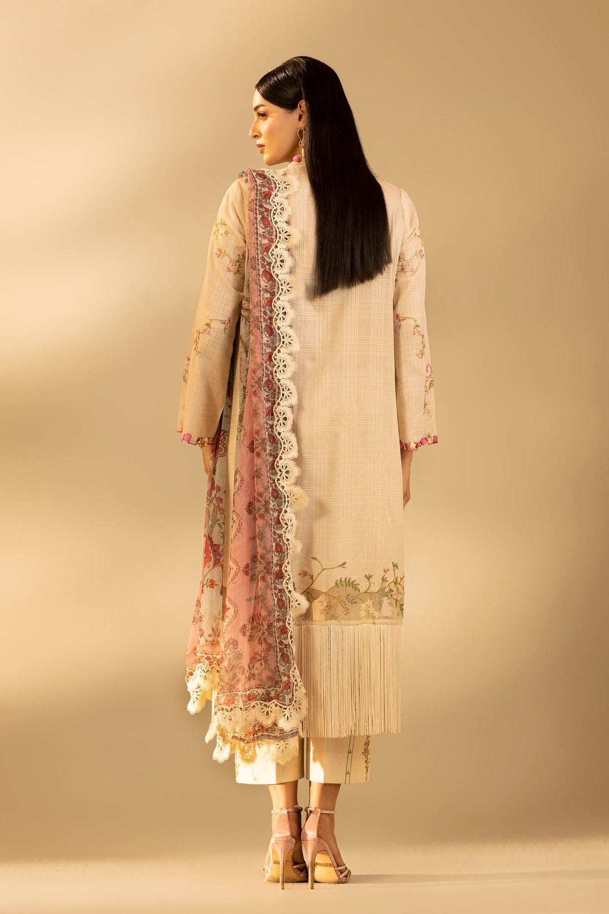Unstitched Embroidered 3 Piece Muzlin Suit
