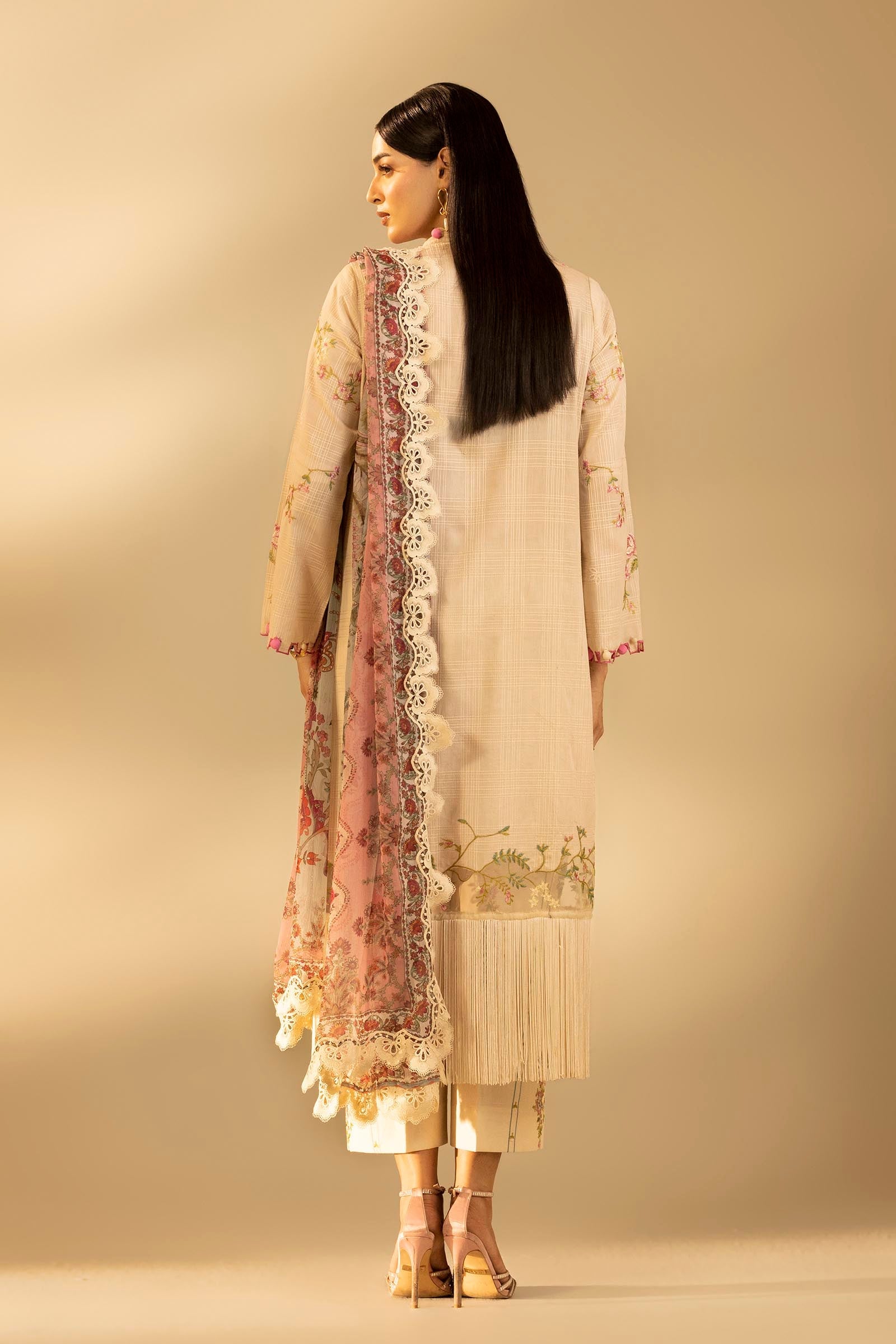 Unstitched Embroidered 3 Piece Muzlin Suit