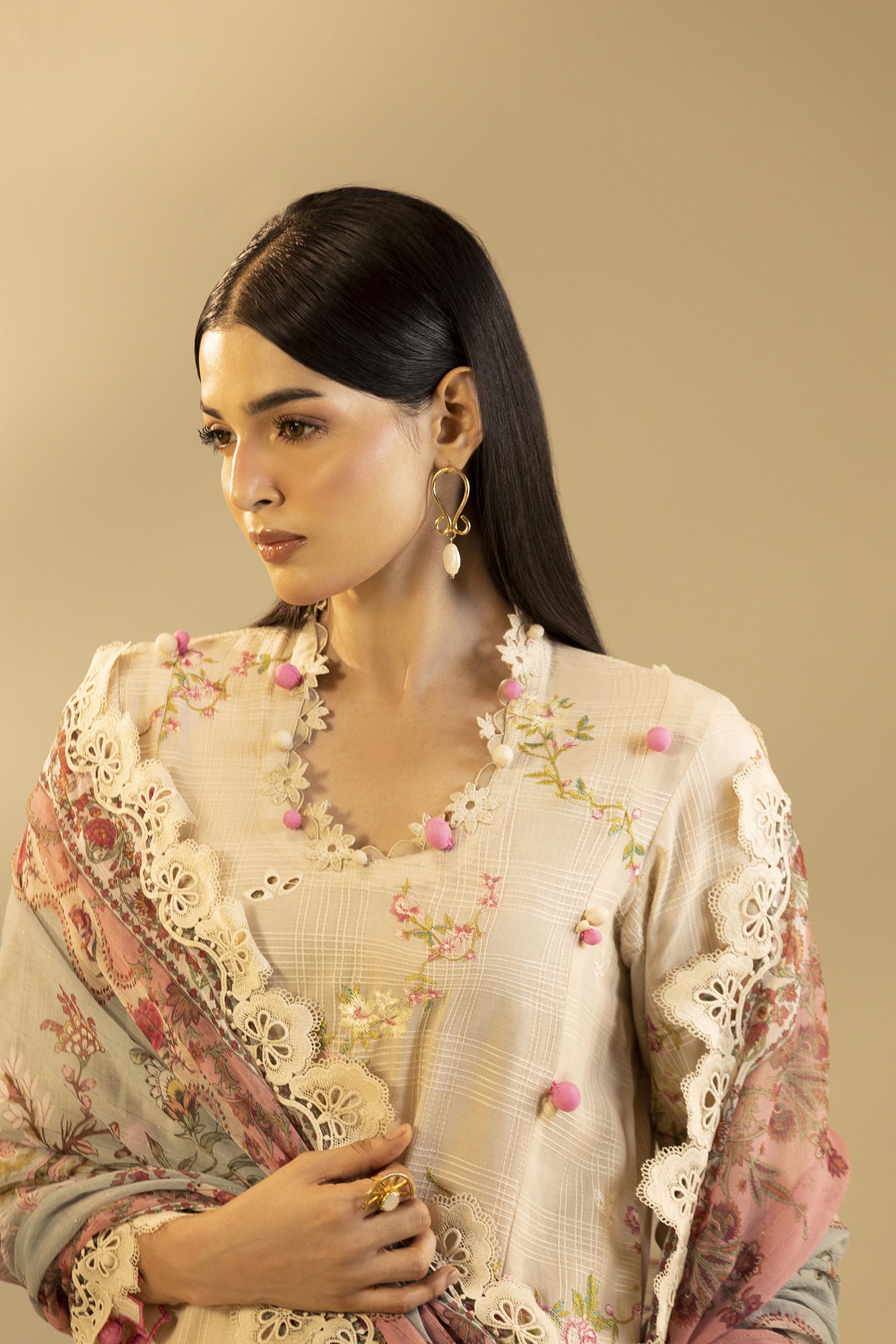 Unstitched Embroidered 3 Piece Muzlin Suit