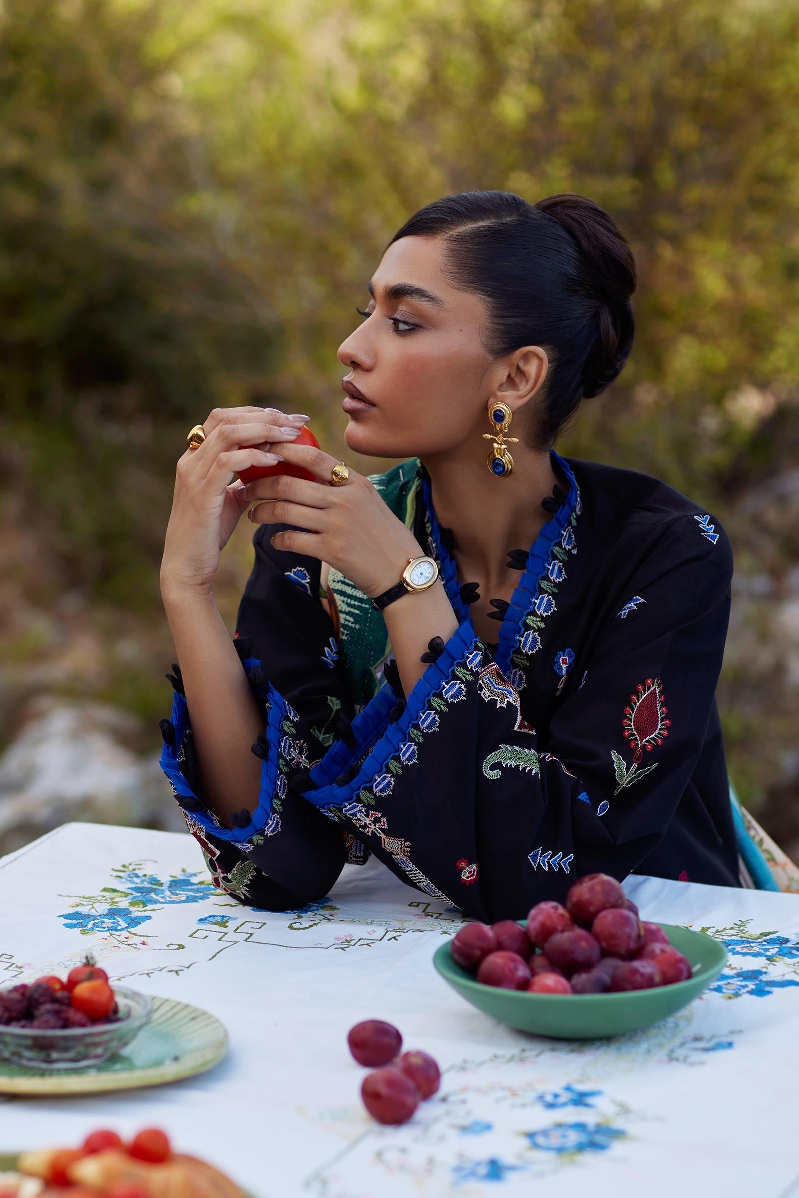 Unstitched Embroidered 3 Piece Muzlin Suit