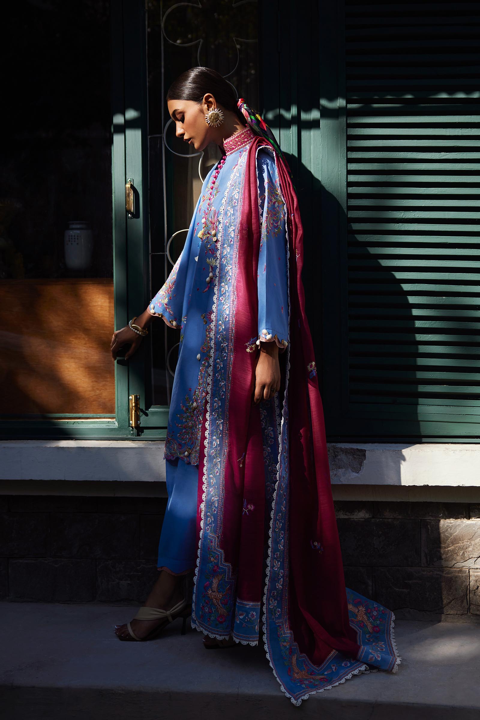Unstitched Embroidered 3 Piece Muzlin Suit