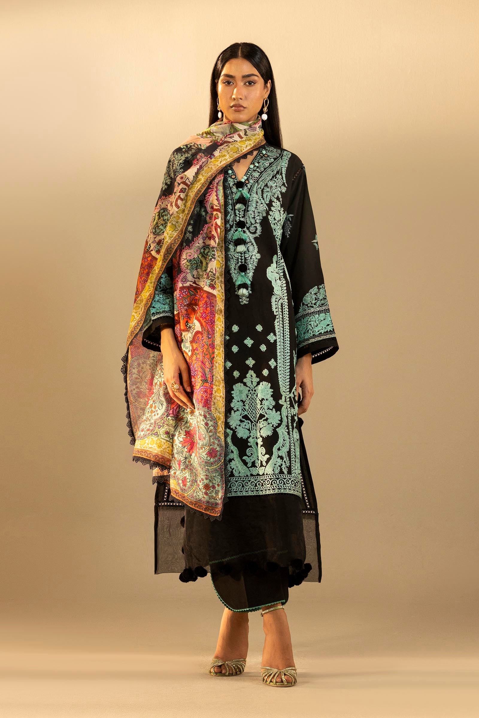 Unstitched Embroidered 3 Piece Muzlin Suit