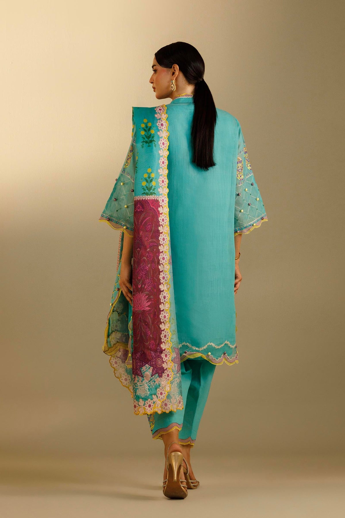 Unstitched Embroidered 3 Piece Muzlin Suit