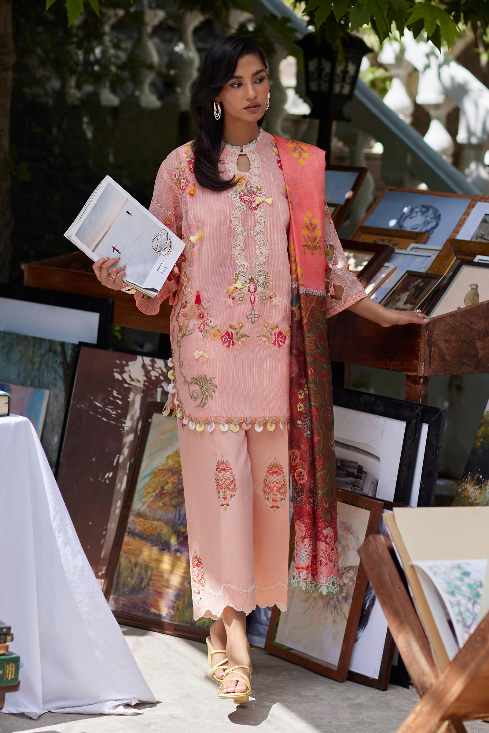 Unstitched Embroidered 3 Piece Muzlin Suit