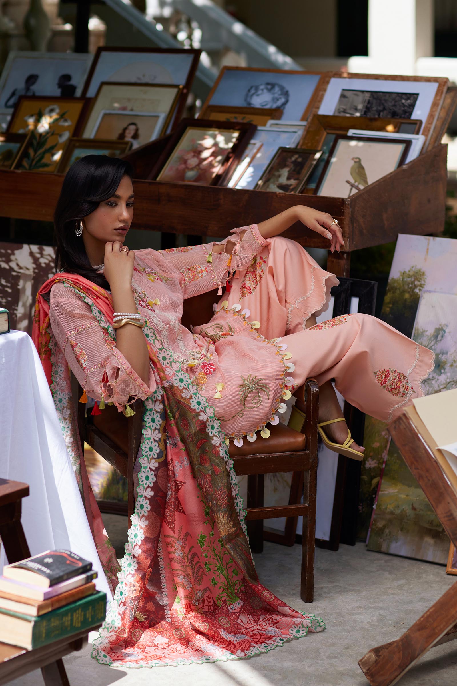 Unstitched Embroidered 3 Piece Muzlin Suit