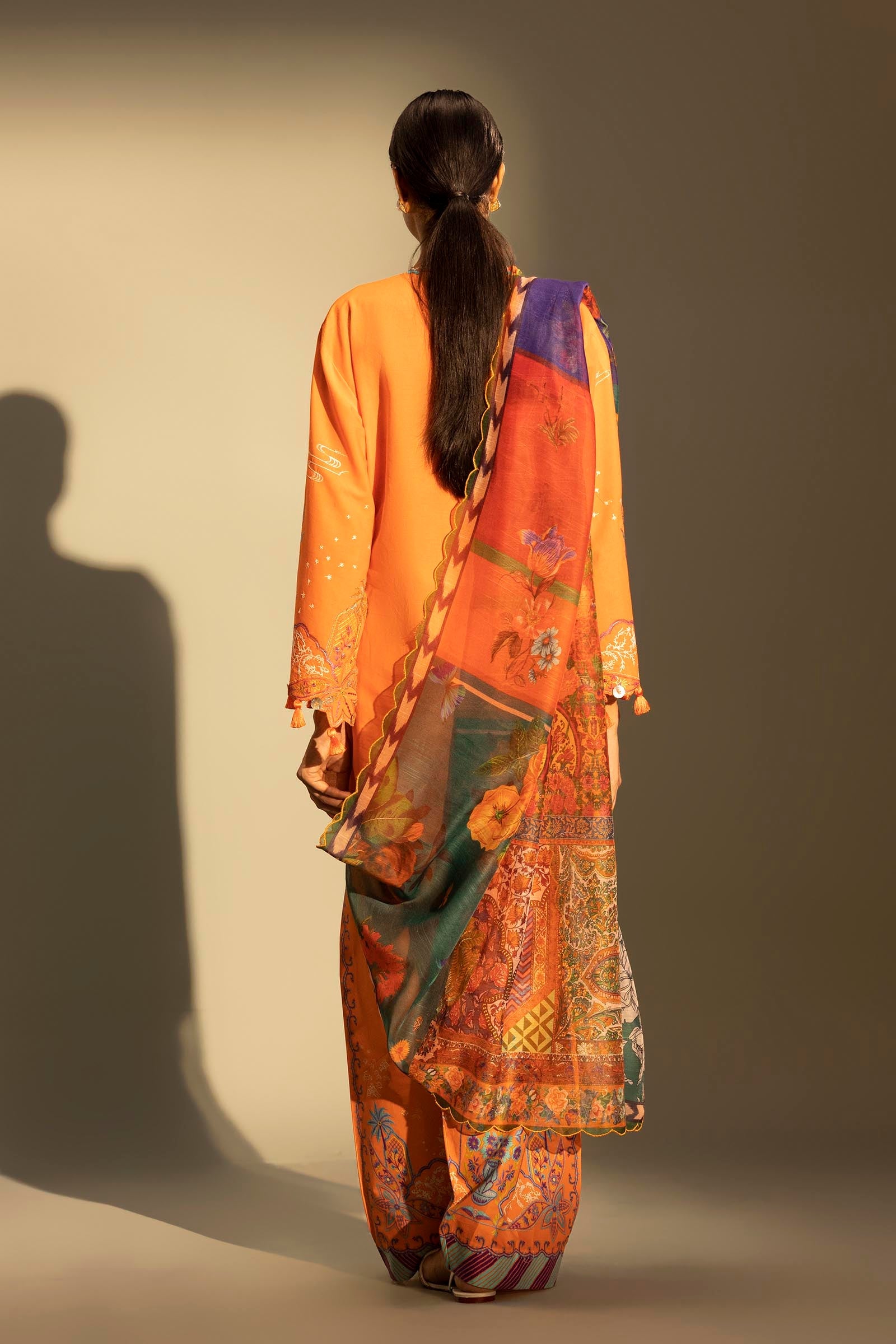 Unstitched Embroidered 3 Piece Muzlin Suit