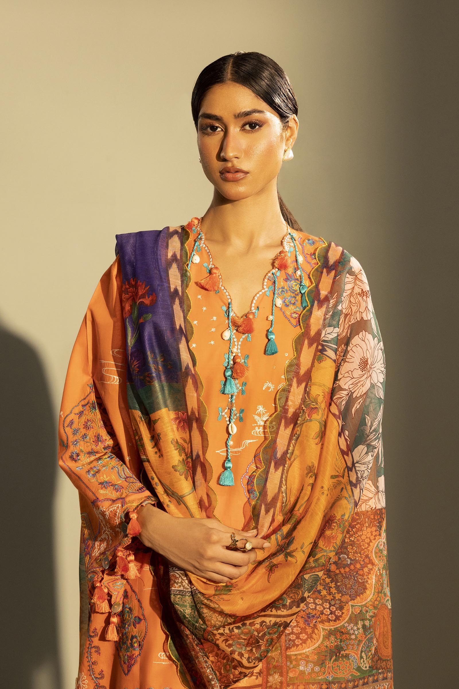 Unstitched Embroidered 3 Piece Muzlin Suit