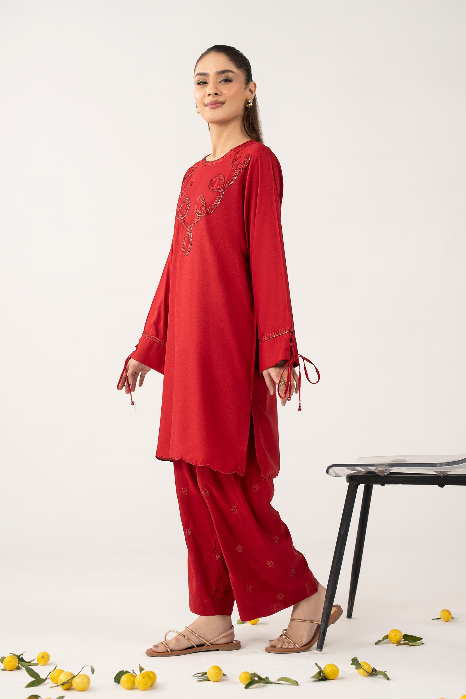 2 Pc Embroidered Arabic Lawn Suit