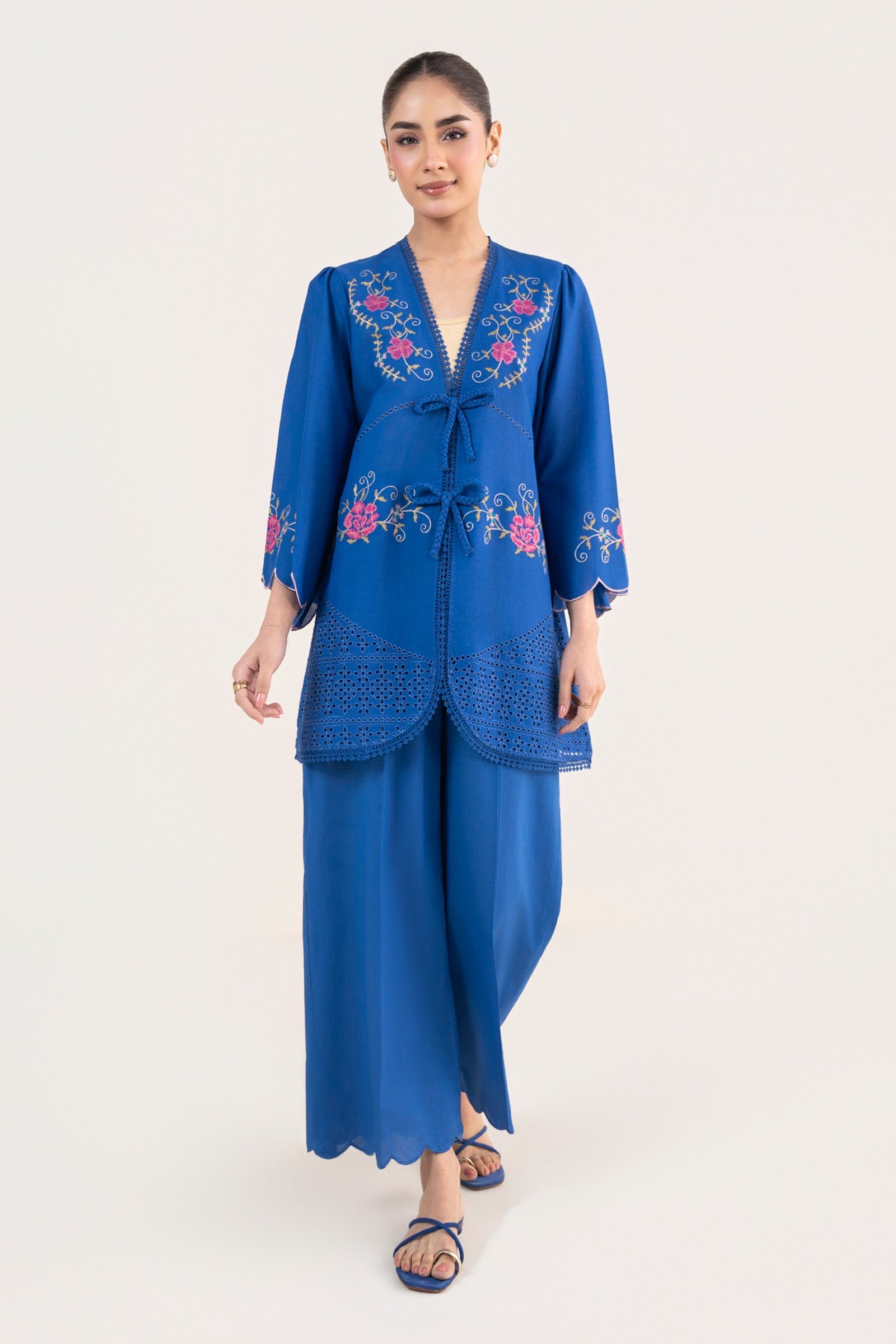 2 Pc Embroidered Crosshatch Suit
