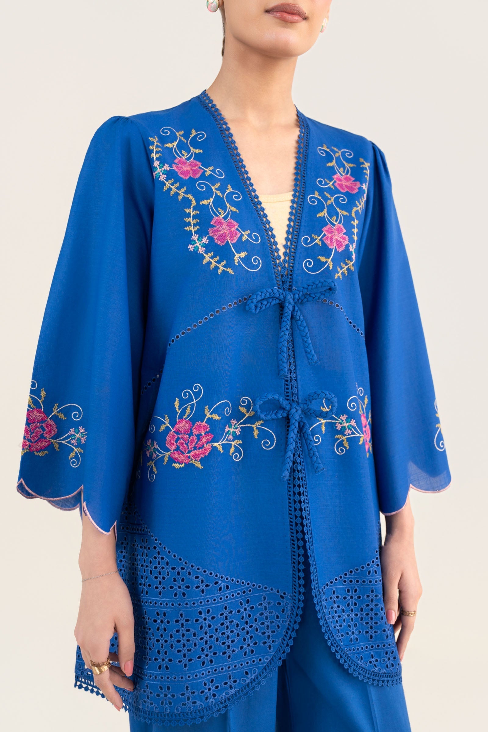 2 Pc Embroidered Crosshatch Suit