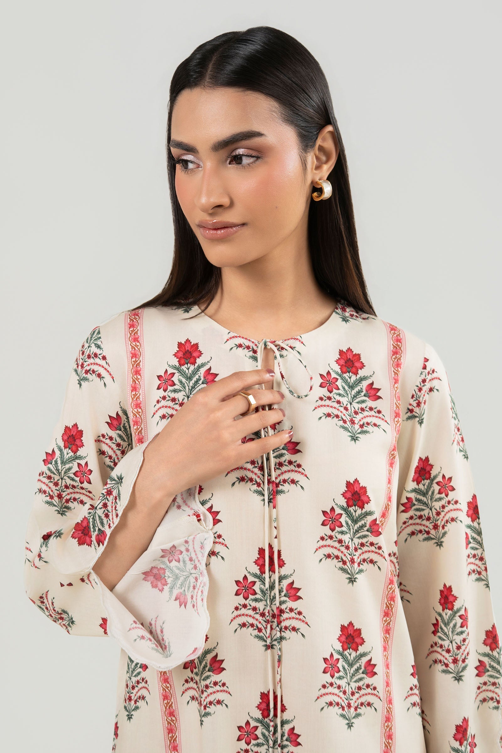 2 Pc Printed Arabic Lawn Suit