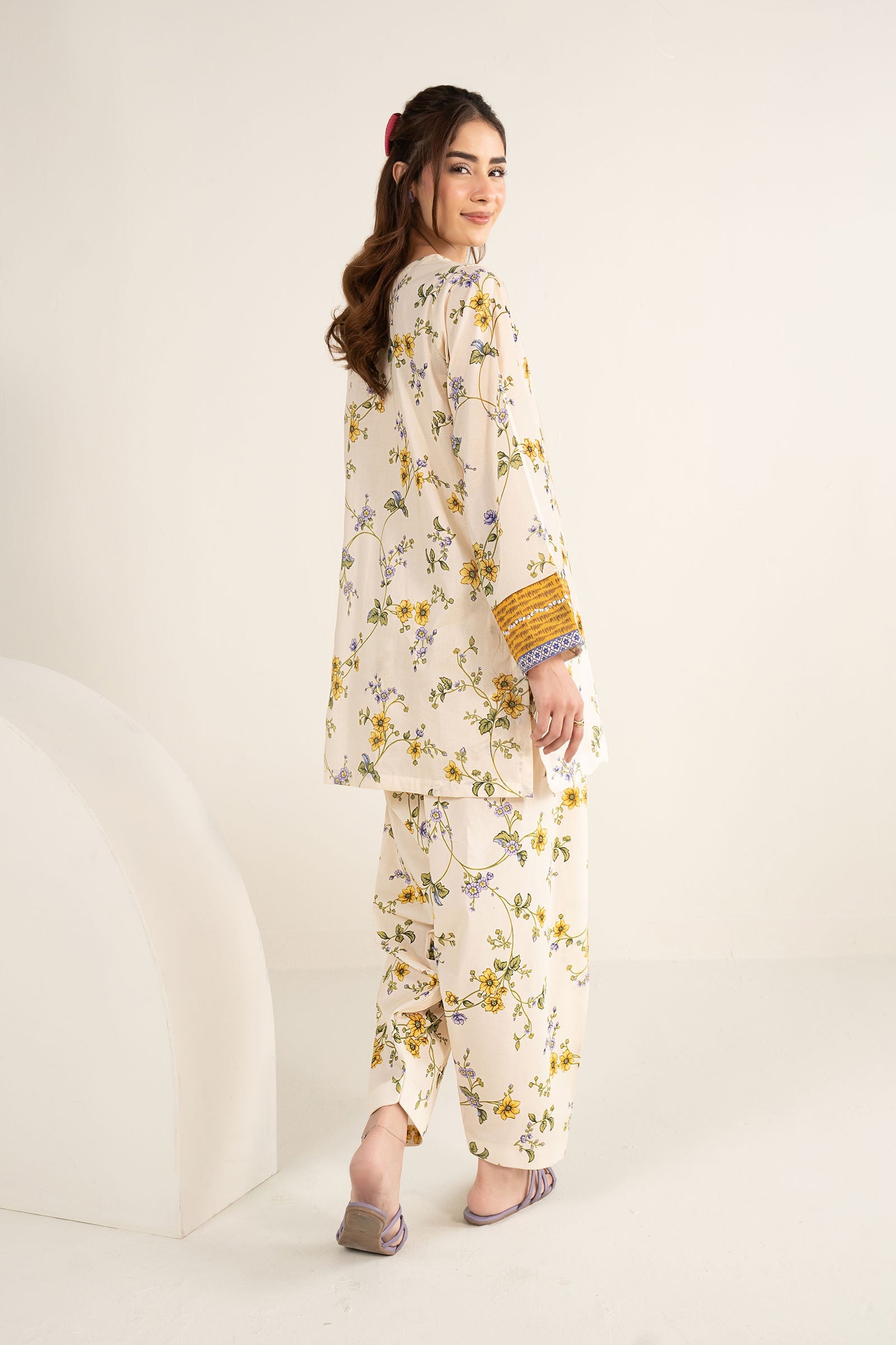 2 Pc Embroidered Lawn Suit