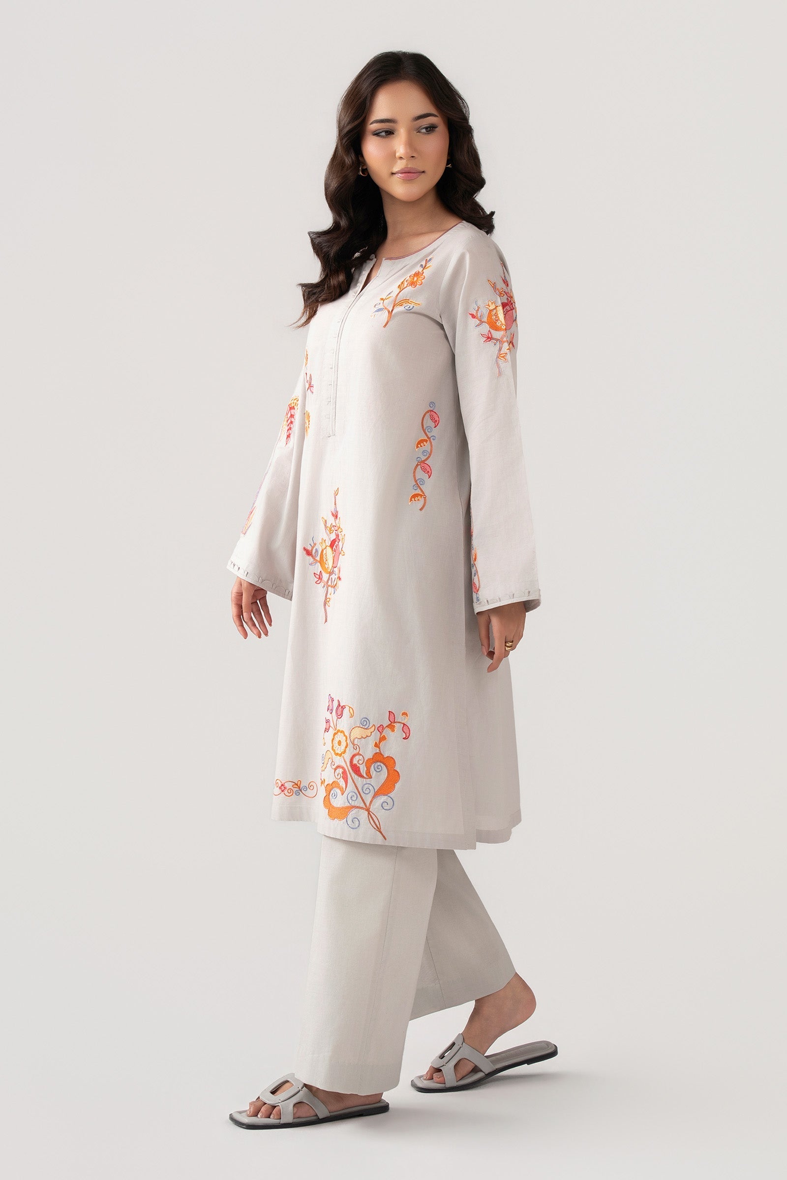 Embroidered Slub Lawn Shirt