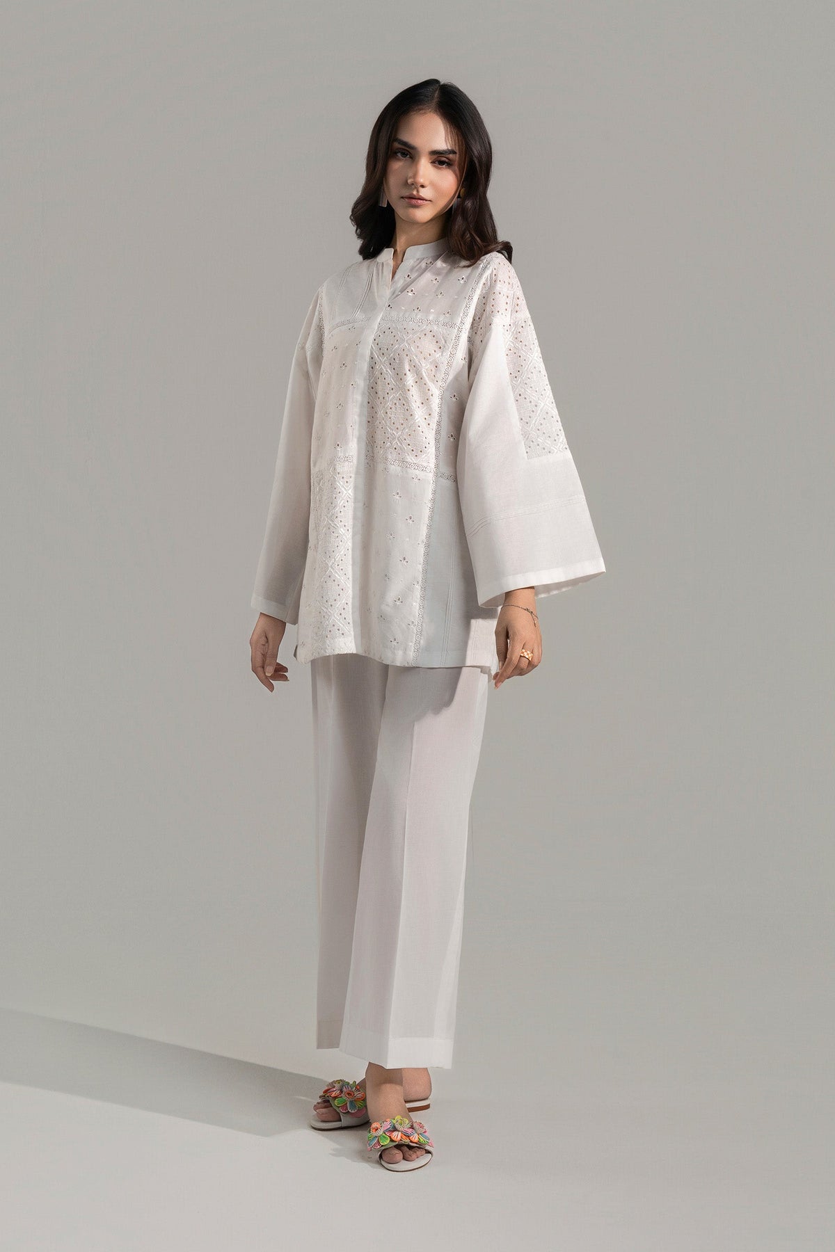 2 Pc Embroidered Lawn Suit - MB2689A-ESM-WHT