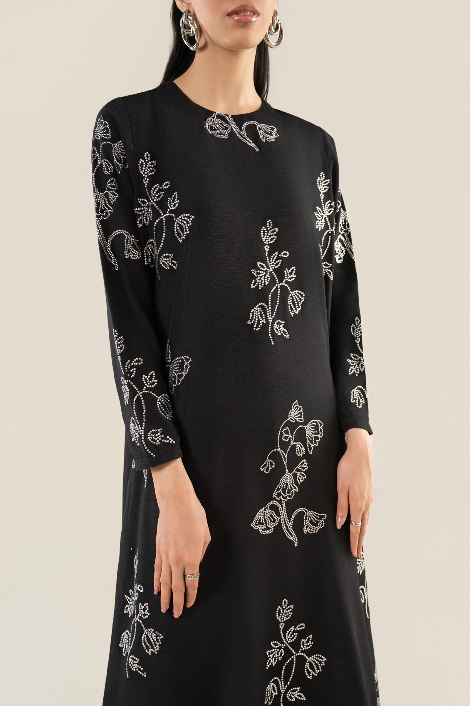 2 Pc Embellished Crepe Suit