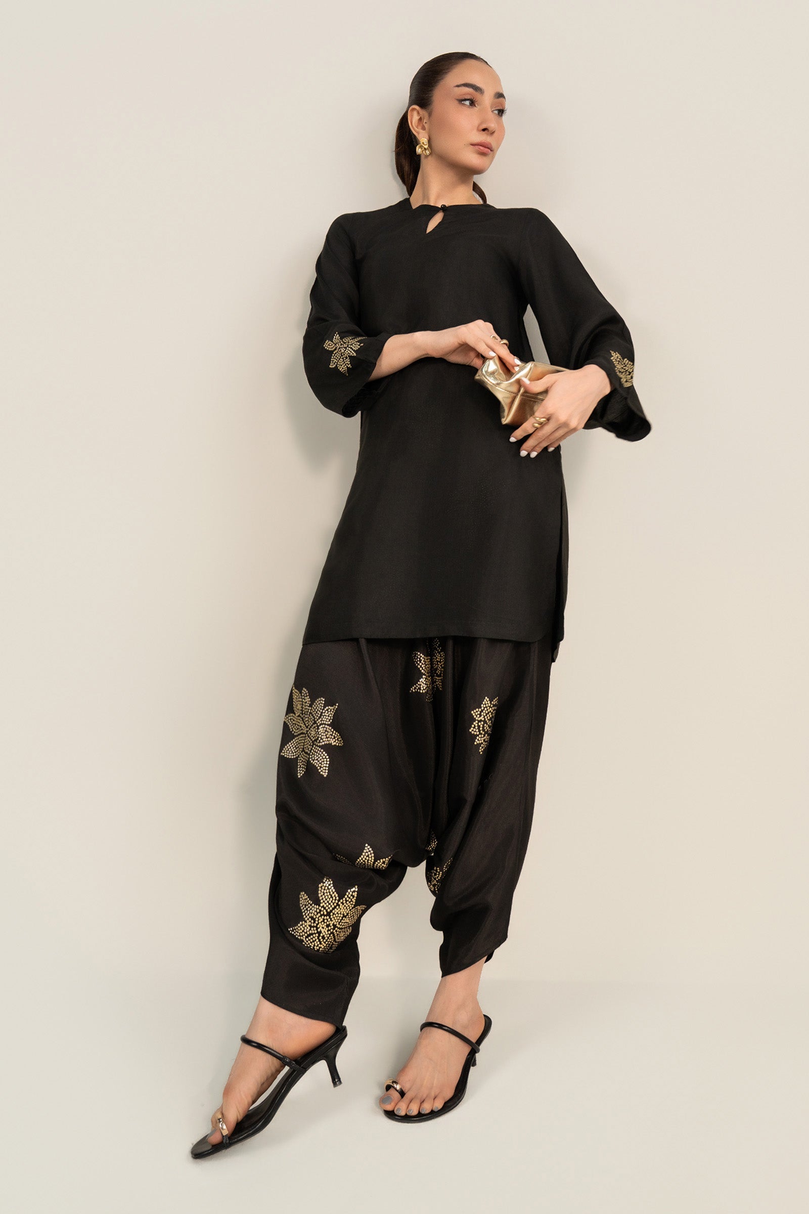 2 Pc Embellished Raw Silk Suit